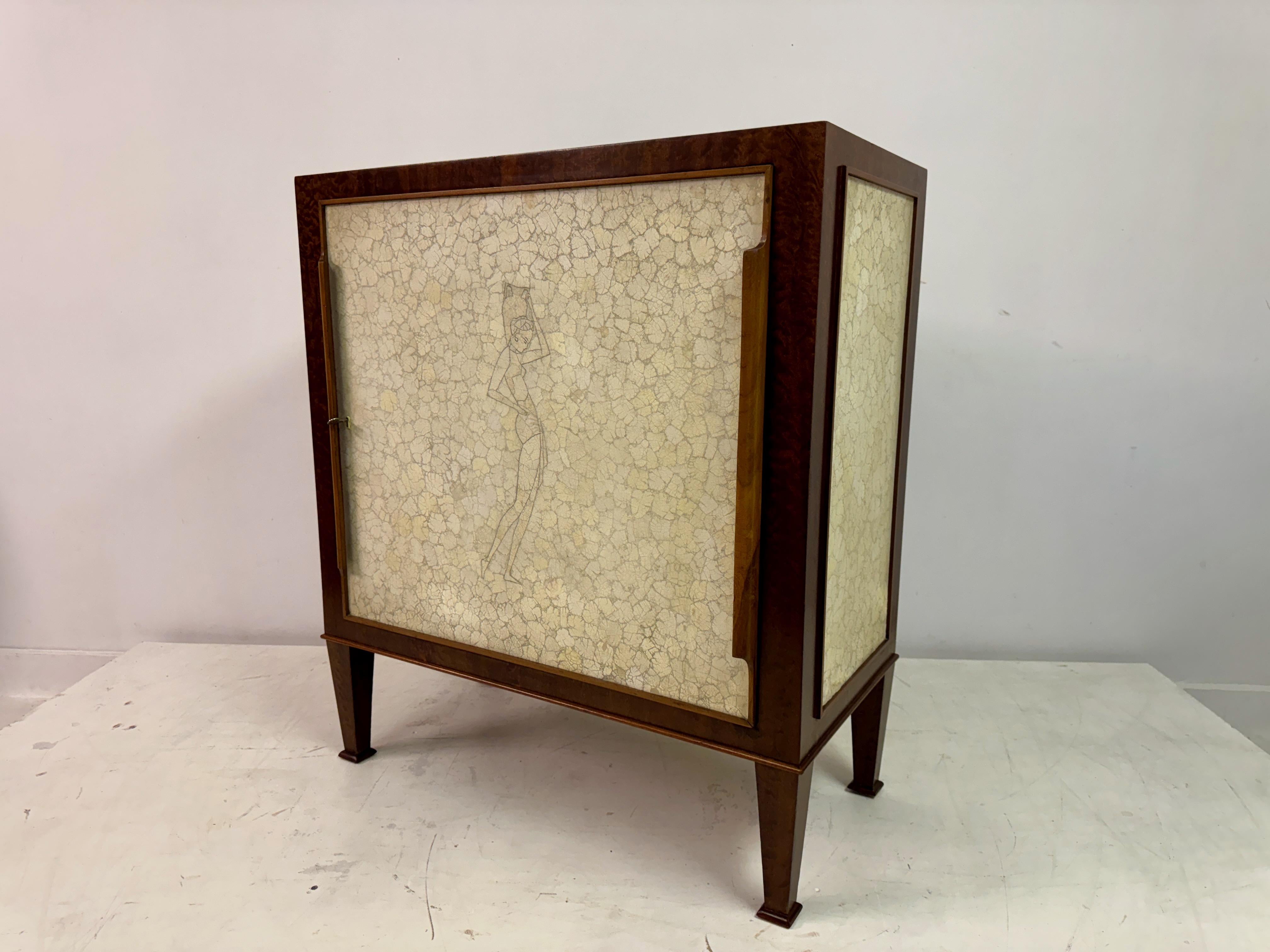 Early and Rare Illuminated Cocktail Cabinet with Eggshell Front by Aldo Tura For Sale 8