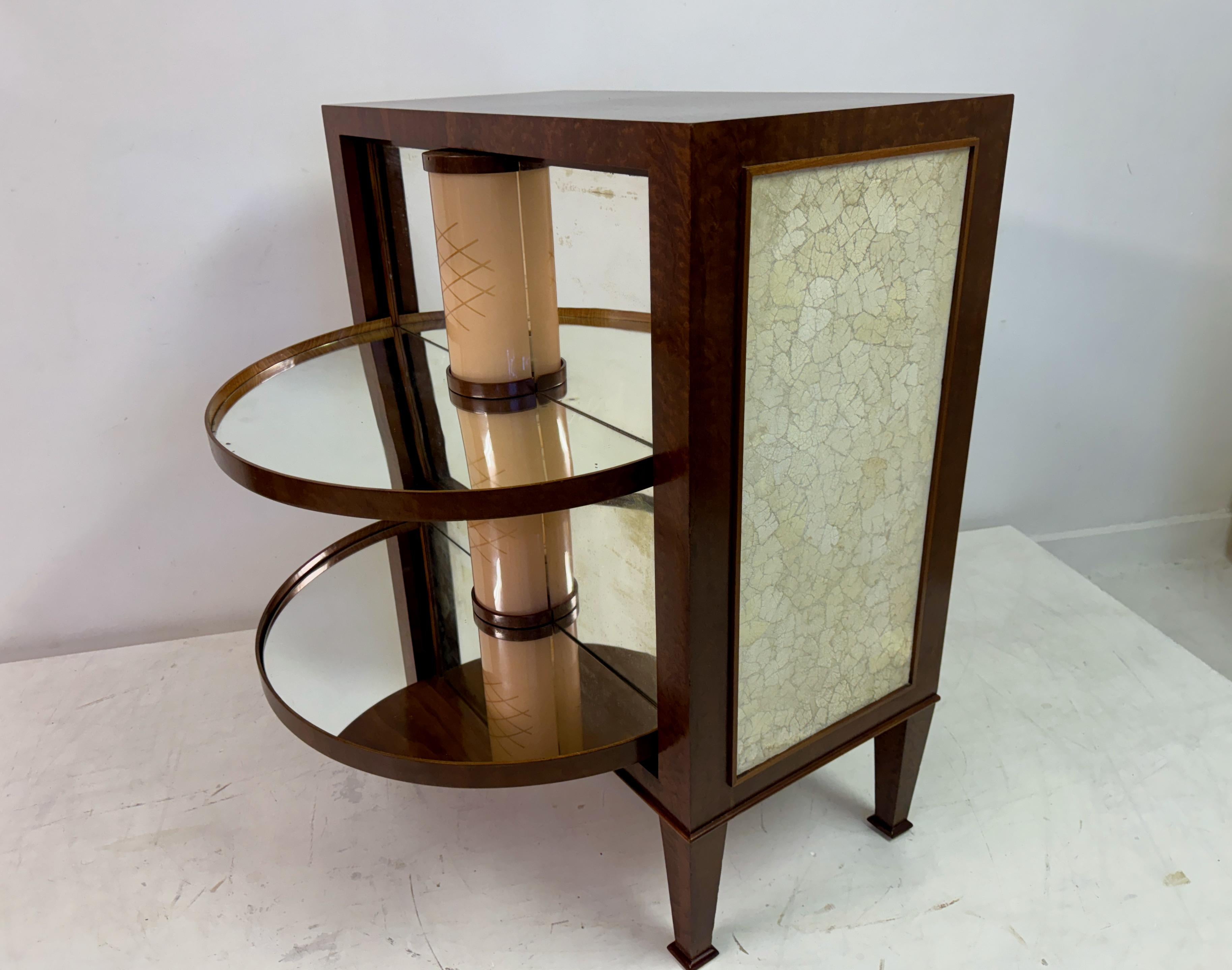 Early and Rare Illuminated Cocktail Cabinet with Eggshell Front by Aldo Tura For Sale 11