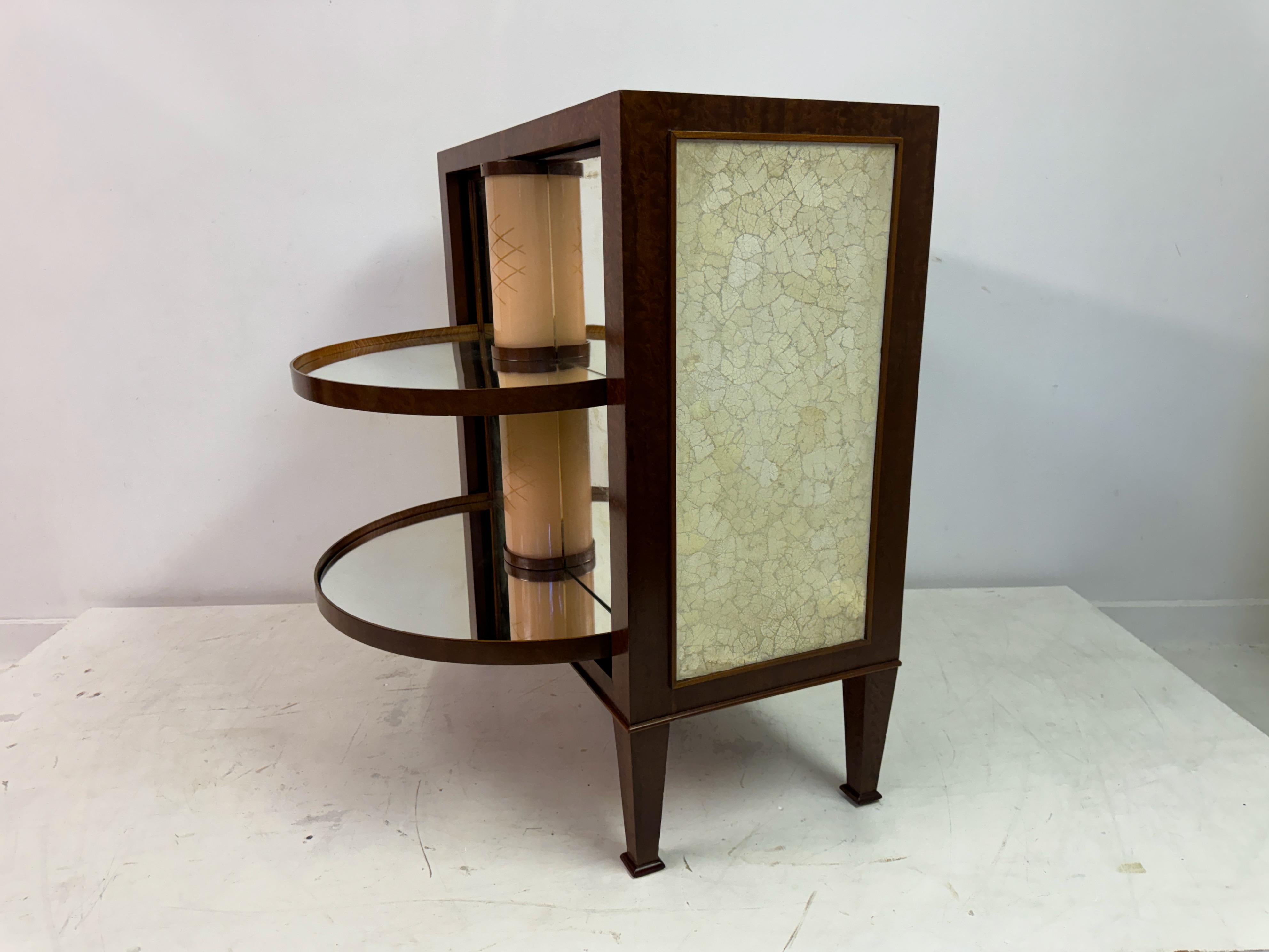 Early and Rare Illuminated Cocktail Cabinet with Eggshell Front by Aldo Tura For Sale 12