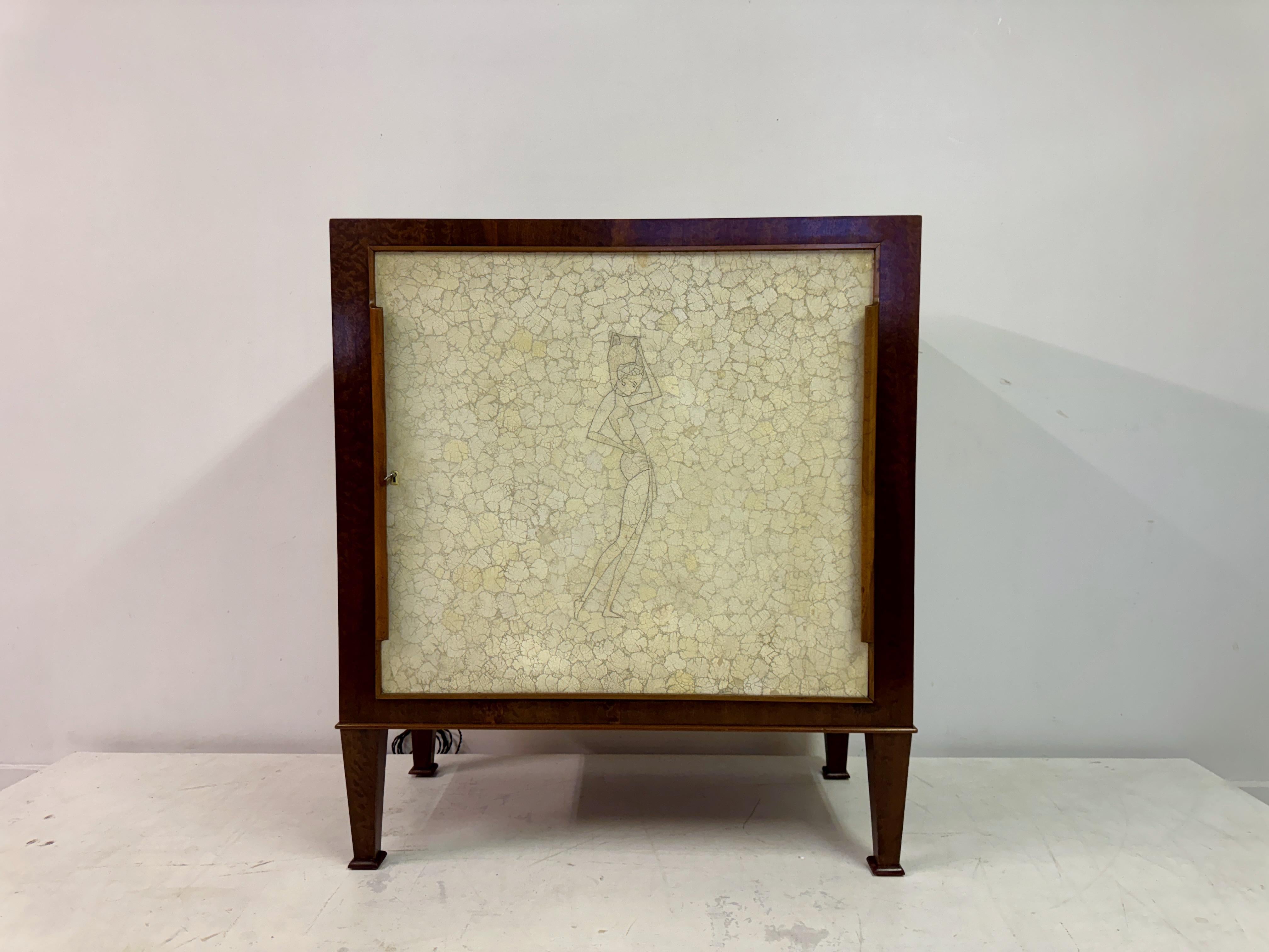 Italian Early and Rare Illuminated Cocktail Cabinet with Eggshell Front by Aldo Tura For Sale