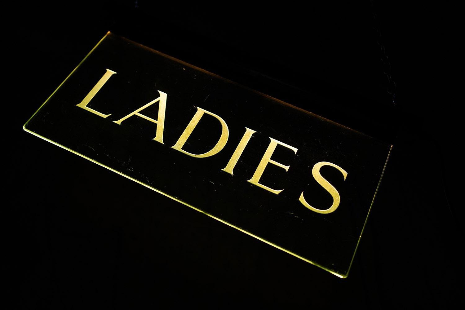 Art Deco Illuminated Etched Glass Foyer Restroom Sign, Ladies, by Internalite In Good Condition For Sale In Bedford, Bedfordshire