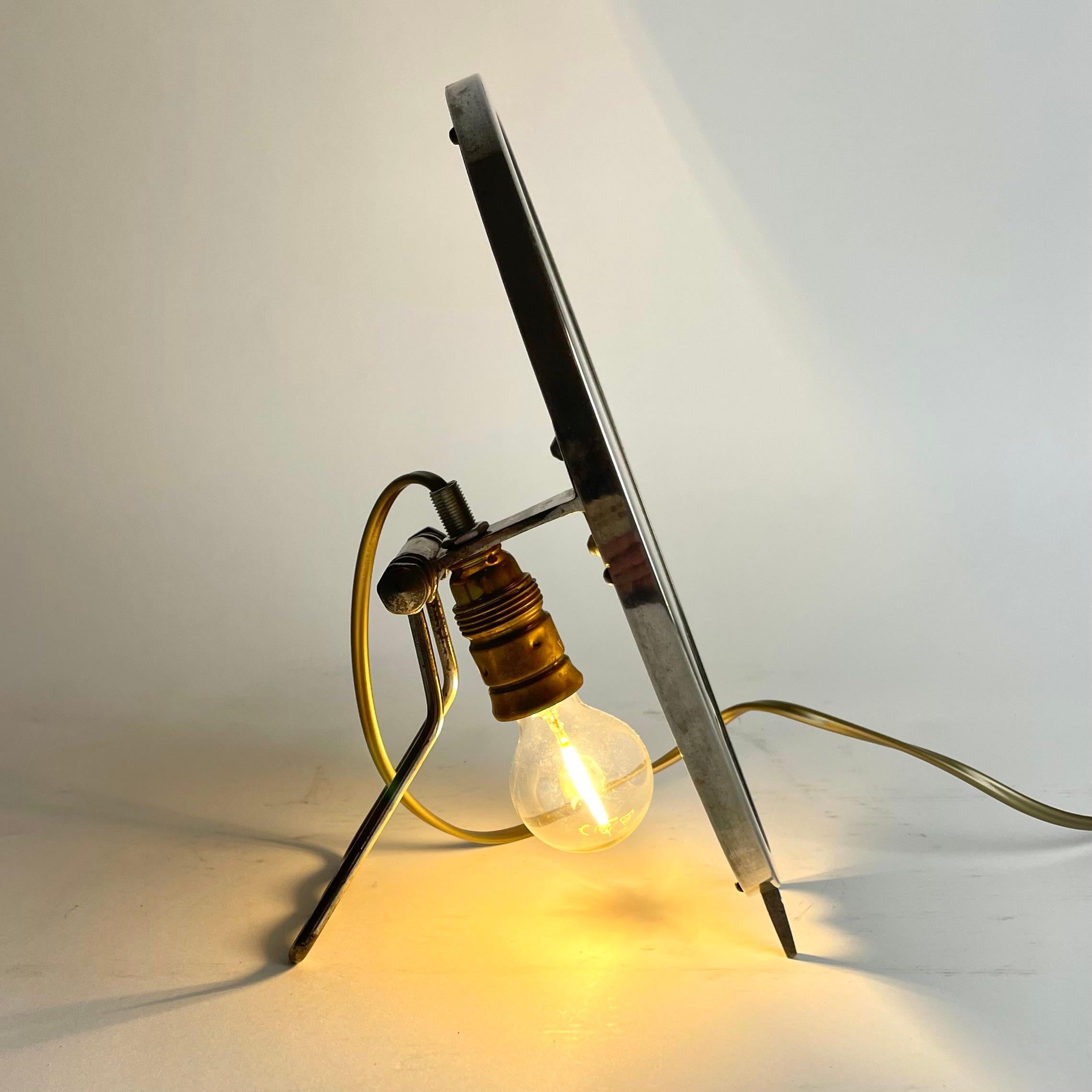 Metà XX secolo Specchio da barba illuminato Art Deco di Le Mirophar Brot, anni '30 in vendita