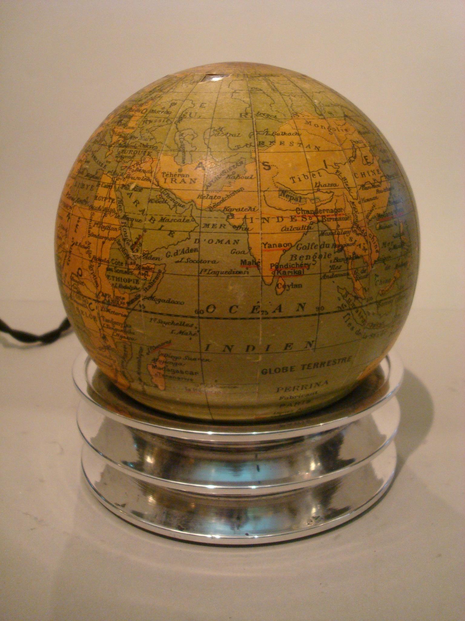 French Art Deco Illuminated World Globe Table Lamp Glass, France