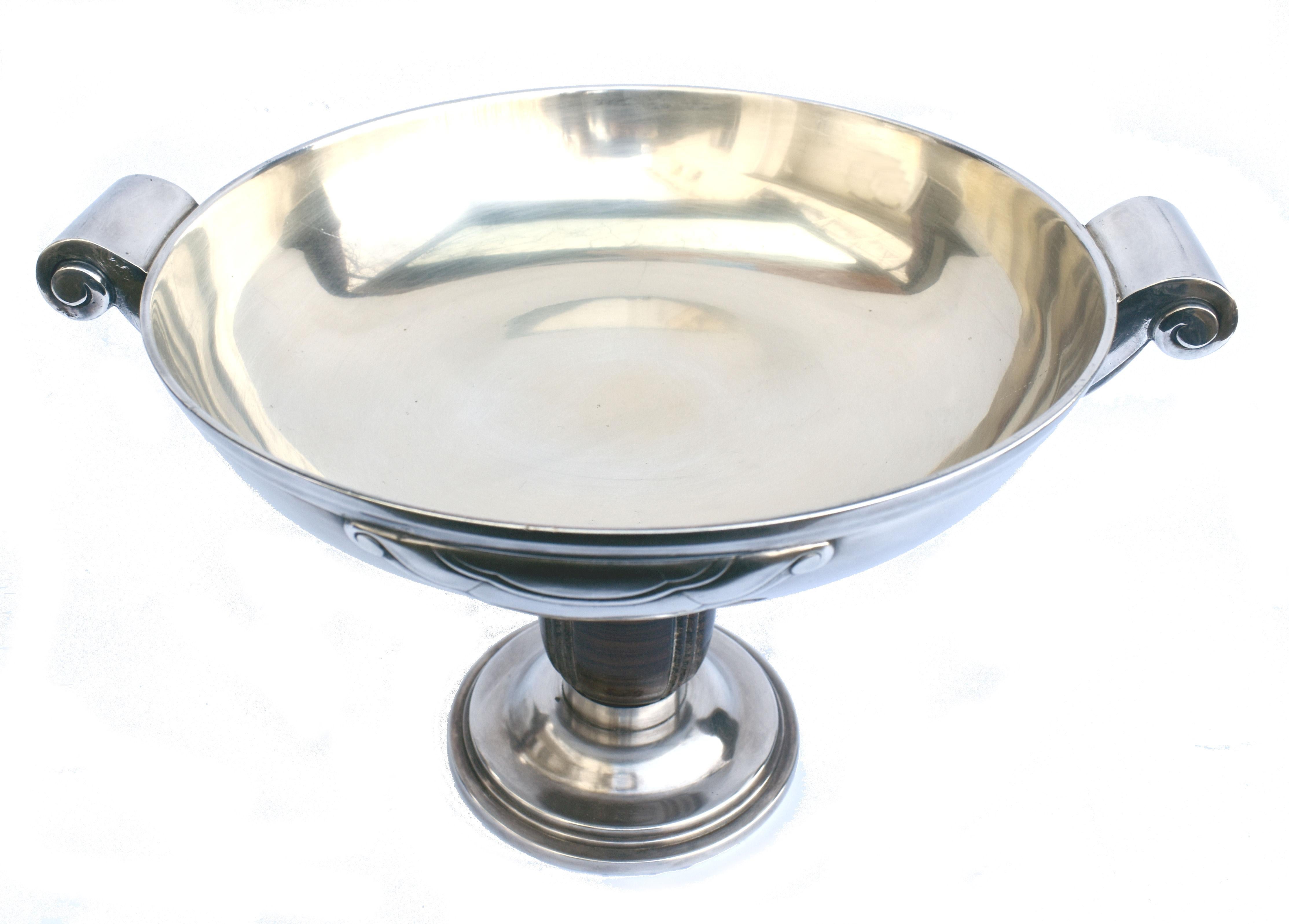 Art Deco Impressive Silver Plated French Comport Coupe, c1930 For Sale 2