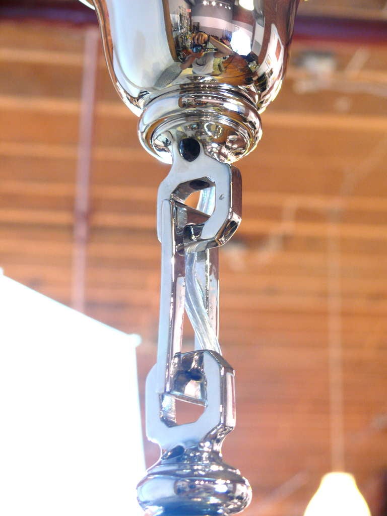 Art Deco Kronleuchter aus geschliffenem Glas und Nickel in Glockenform im Angebot 2