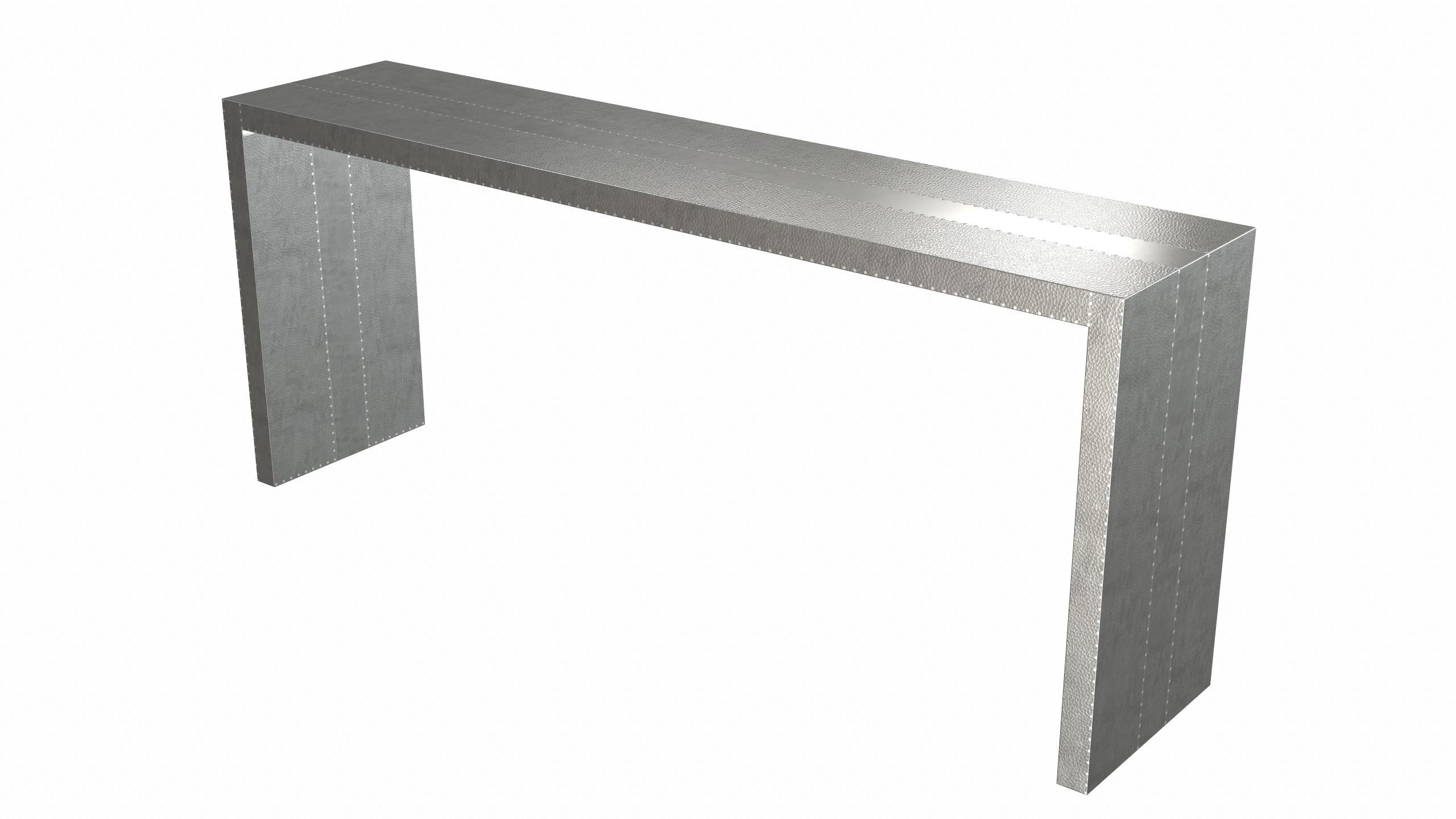 Mesas Consola Industriales y de Obra Art Decó en Bronce Blanco Mid. Martillado Siglo XXI y contemporáneo en venta