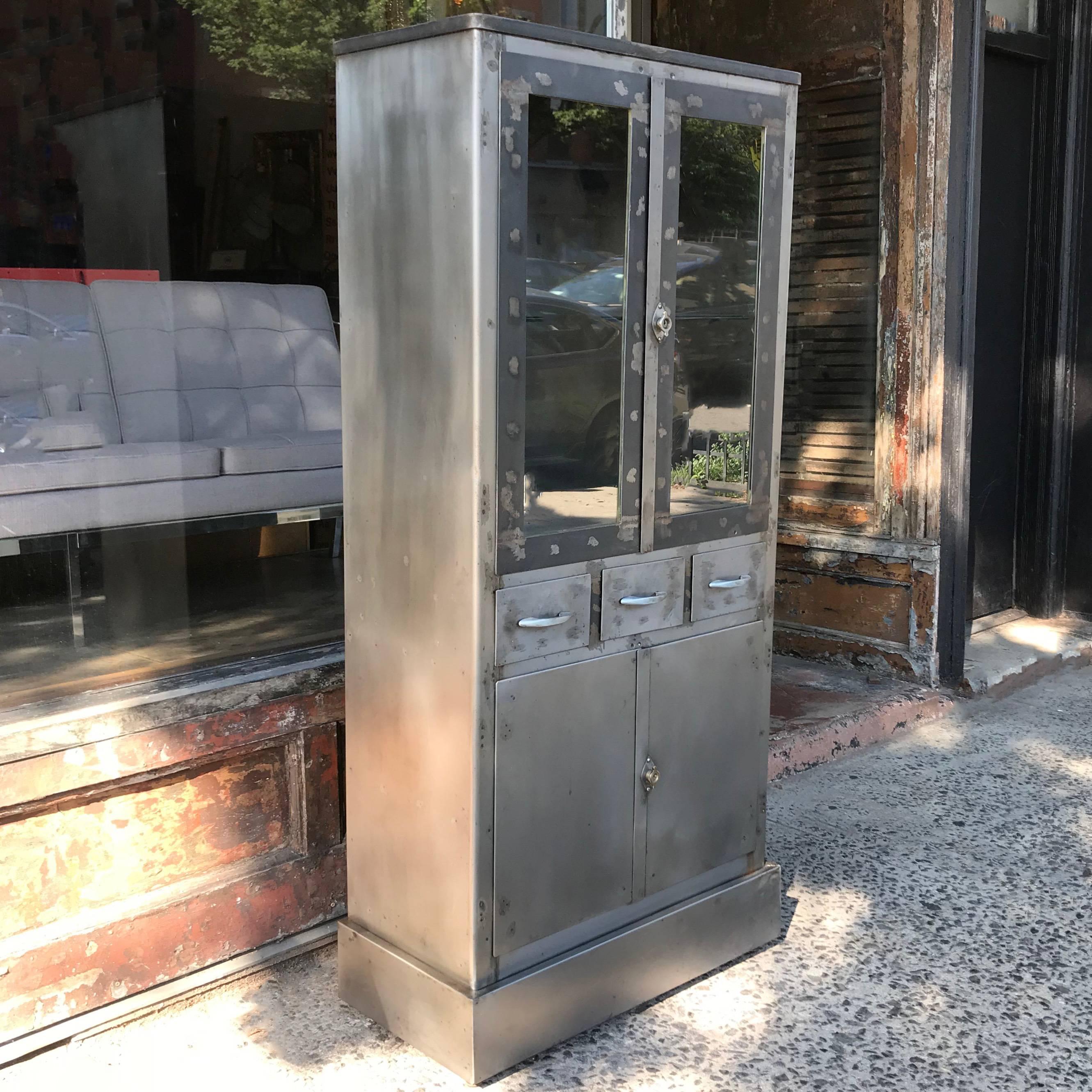 Art Deco Industrial Brushed Steel Medical Apothecary Cabinet In Excellent Condition In Brooklyn, NY