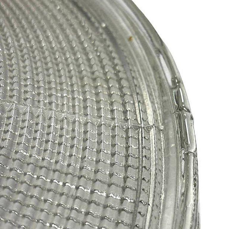 Milieu du XXe siècle Abat-jour de plafond industriel Art Déco en Holophane de 12