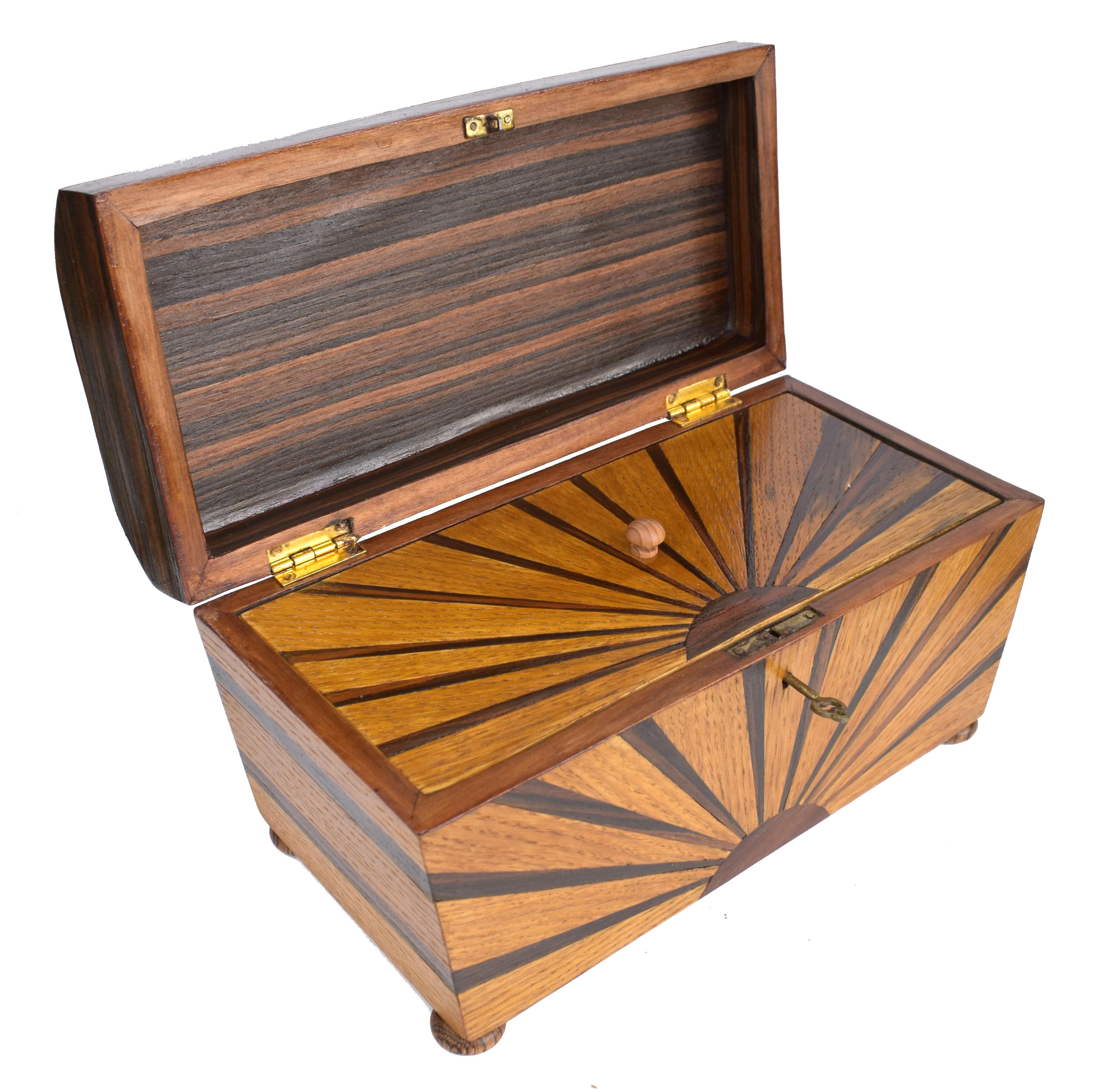 Art Deco Inlaid 'Sunray' Inlaid Tea Caddy Box with Key, c1930 For Sale 2