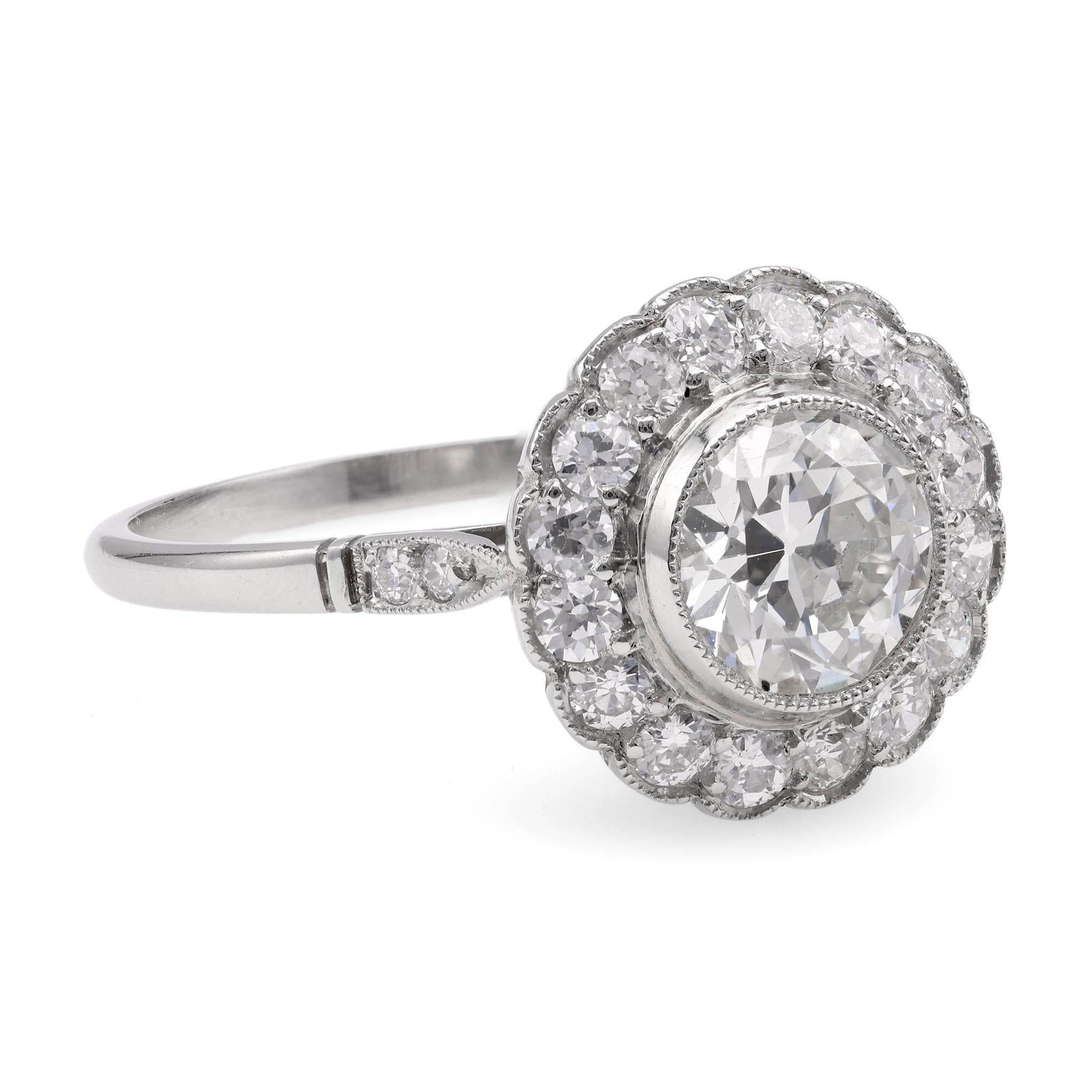 Art Deco inspiriert 1,01 Karat Diamant Platin-Cluster-Ring (Art déco) im Angebot