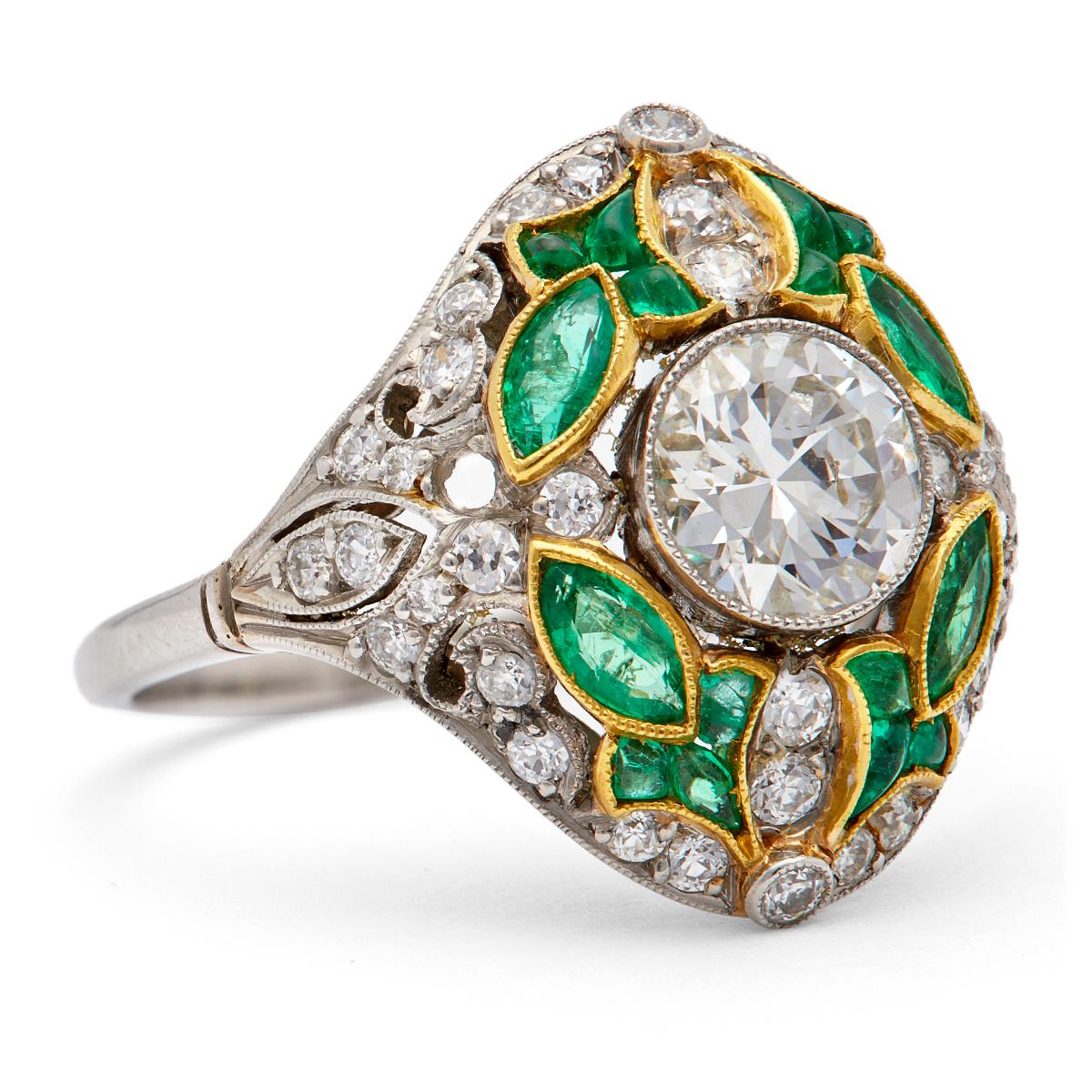Women's or Men's Art Deco Inspired 1.08 Carat Diamond and Emerald Platinum Filigree Ring For Sale