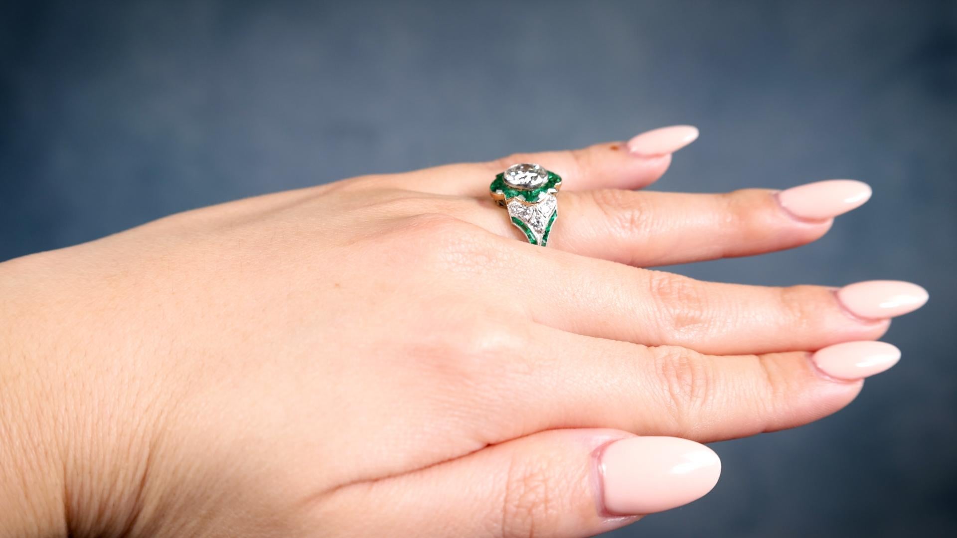 Art Deco Inspired 1.32 Carat Transitional Cut Diamond Emerald Platinum Ring In Excellent Condition For Sale In Beverly Hills, CA