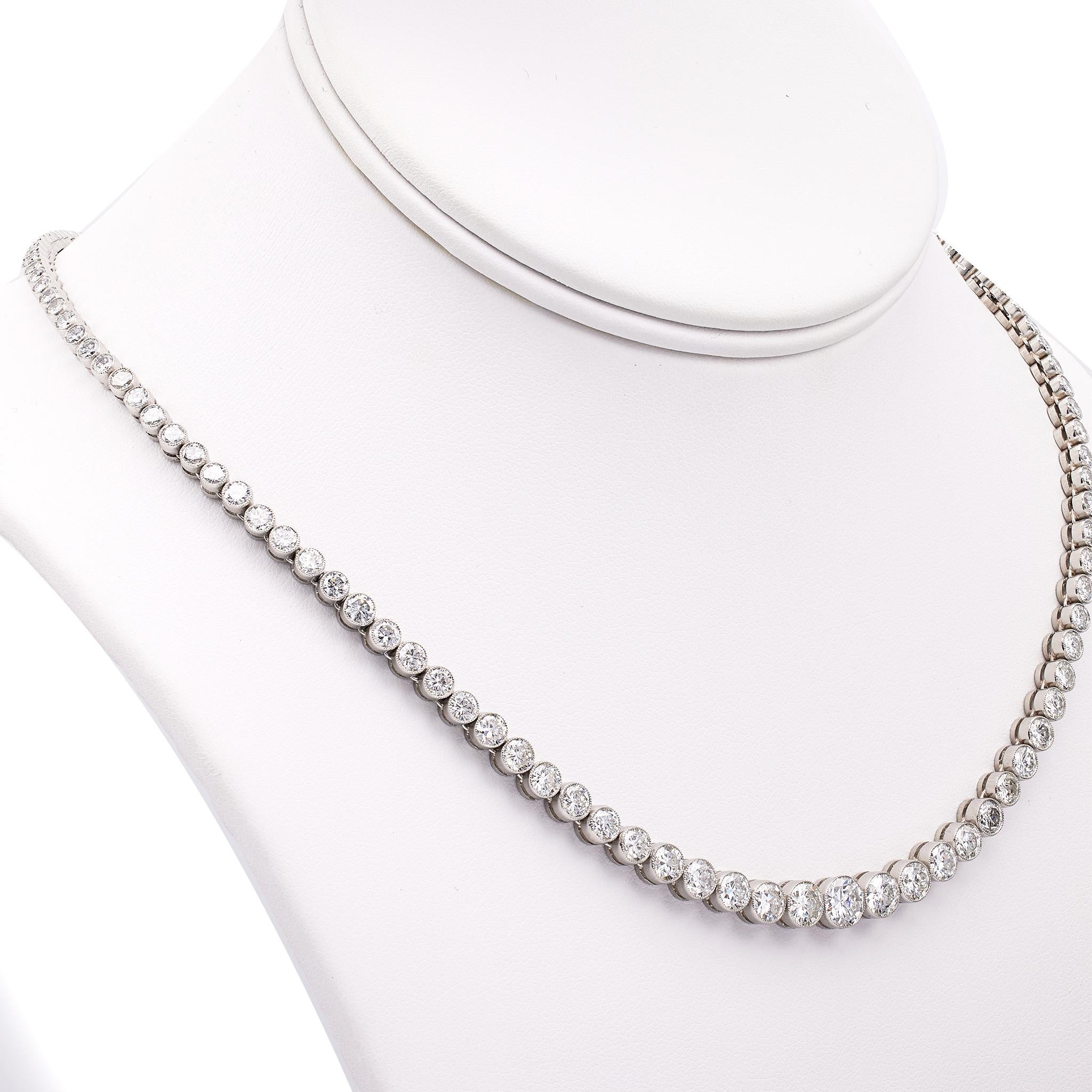 Women's or Men's Art Deco Inspired 14.33 Carat Total Weight Diamond Platinum Riviera Necklace