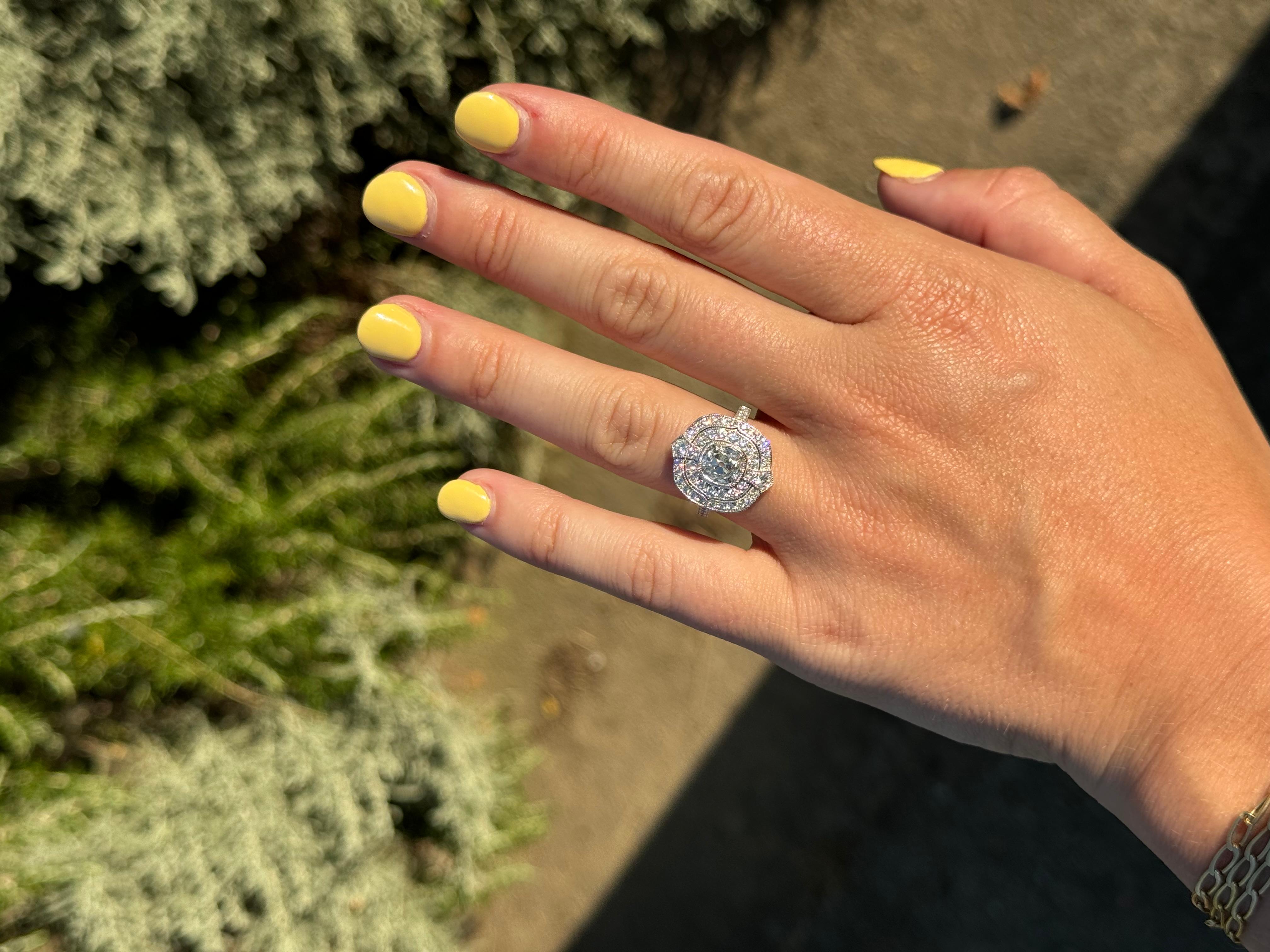 Art Déco inspired 1.52 Carats diamond ring In New Condition For Sale In Uccle, BE