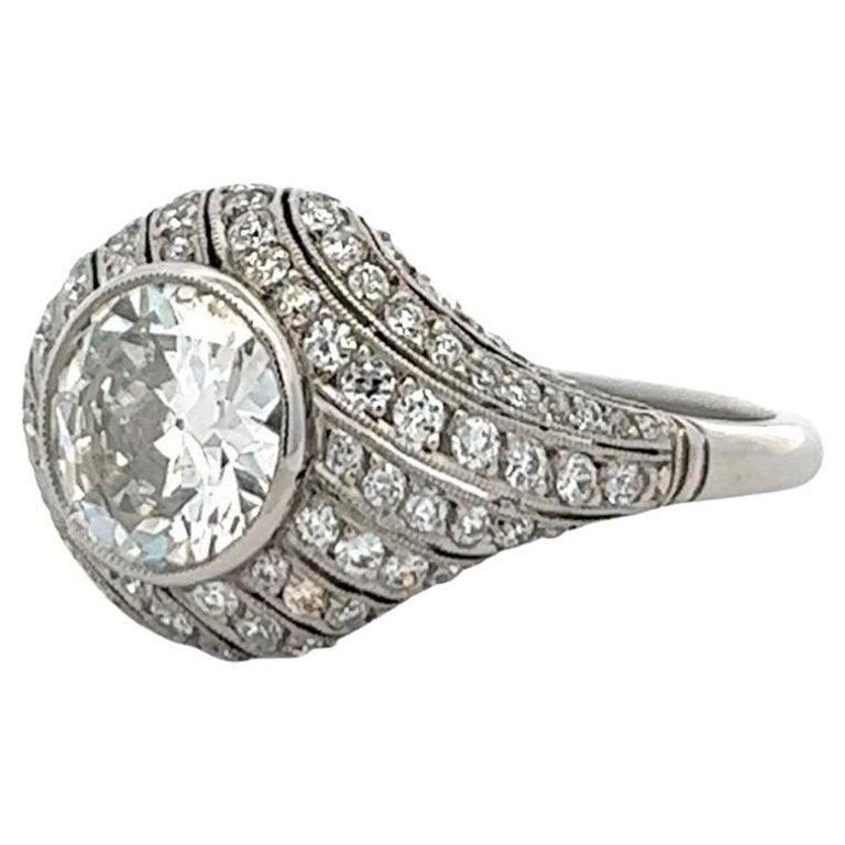 Women's or Men's Art Deco Inspired 1.60 Carats Platinum Ring For Sale
