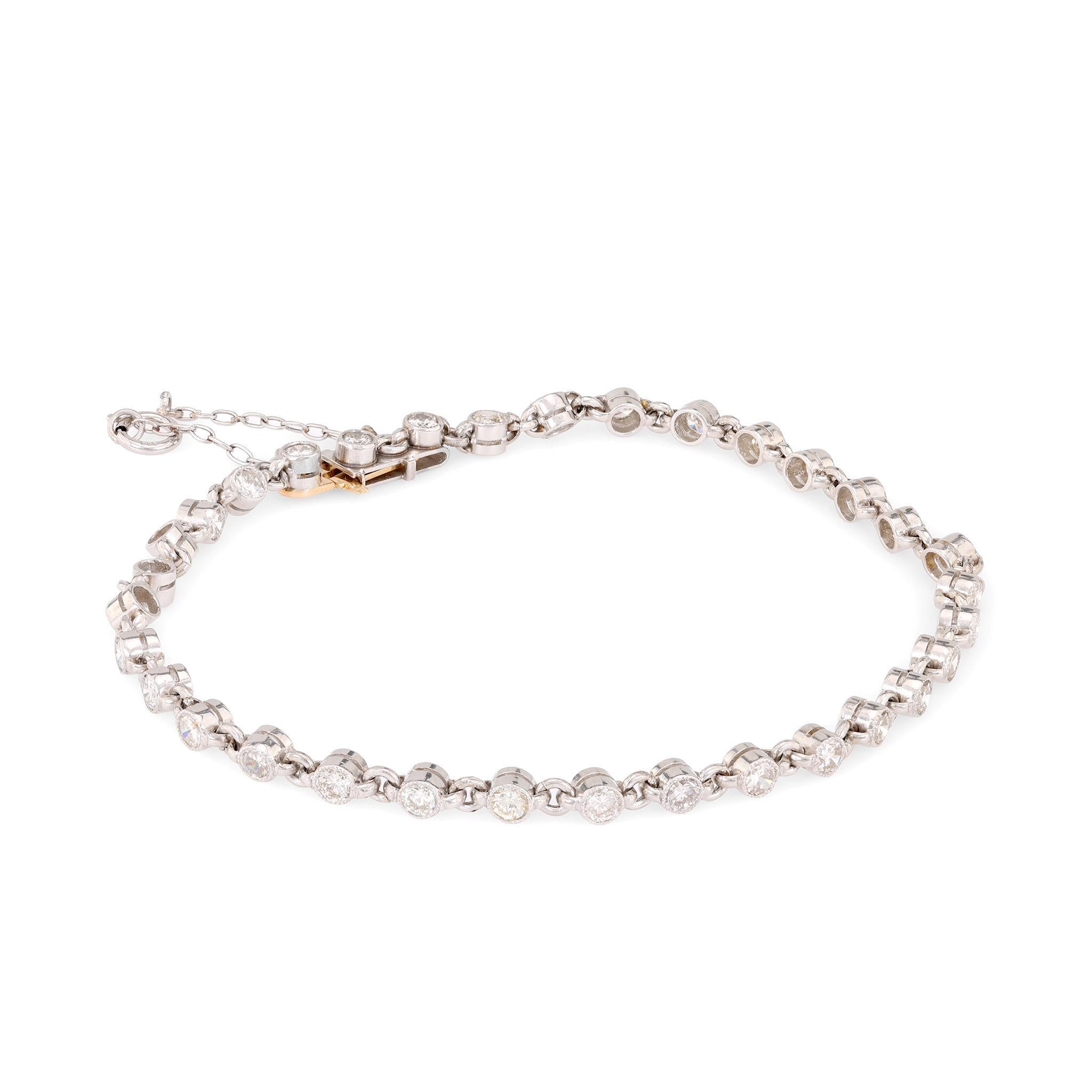 Art Deco Inspired 2.18 Carat Round Brilliant Cut Diamond Platinum Bracelet In Excellent Condition For Sale In Beverly Hills, CA