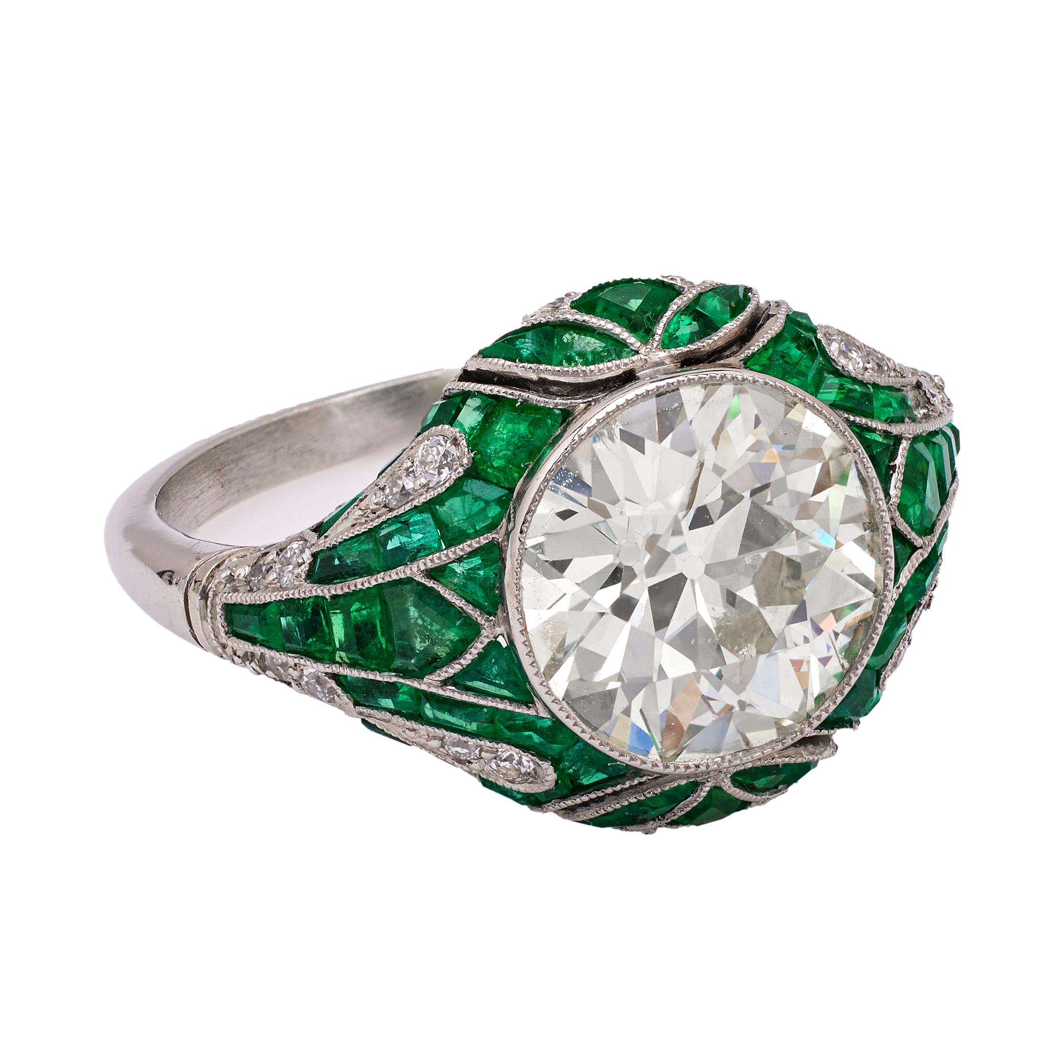 Art Deco Inspired 2.96 Carat Old European Cut Diamond Emerald Platinum Ring For Sale 1