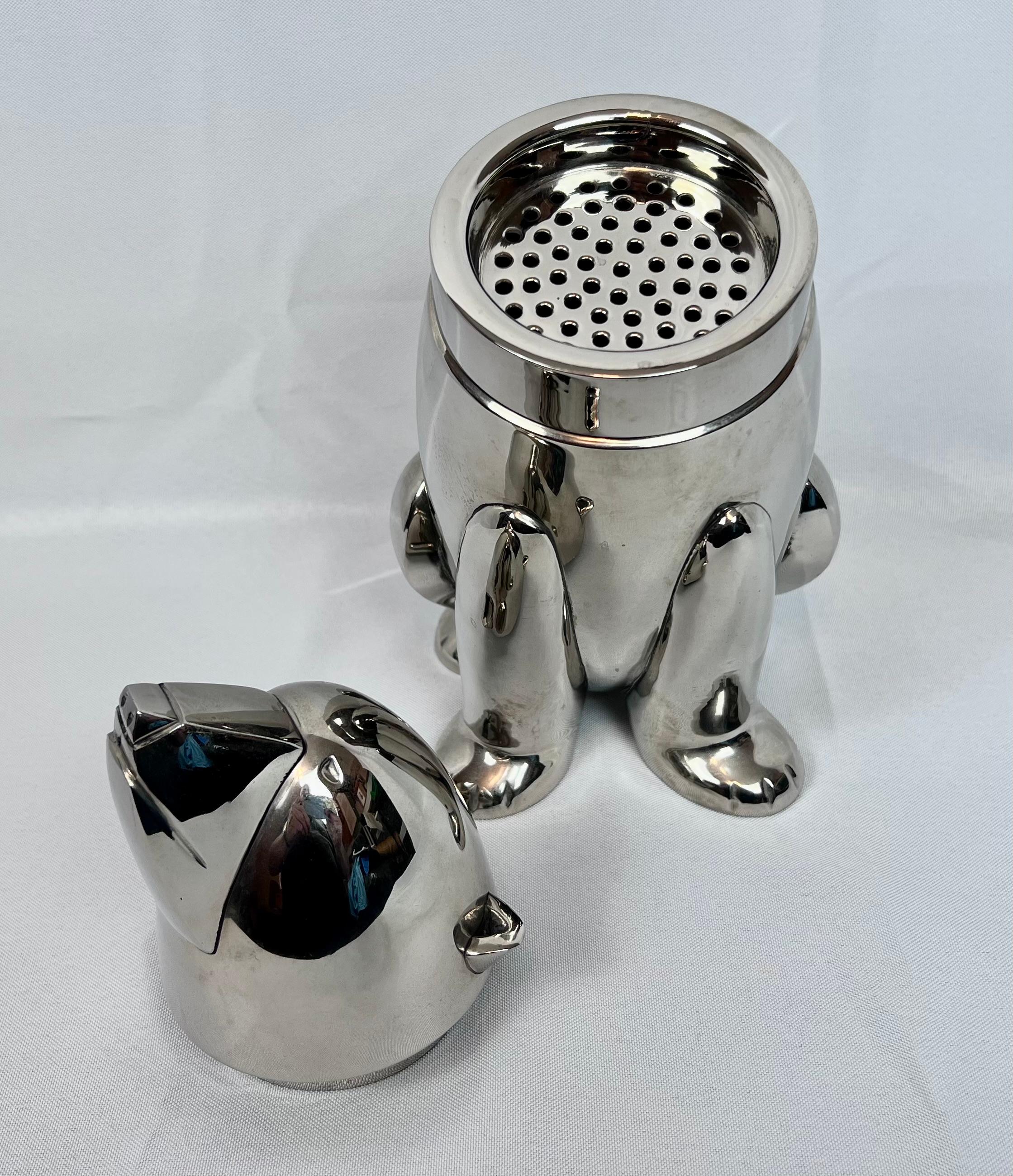 Art-déco-inspirierter 3-teiliger figuraler vernickelter Polarbär-Cocktailshaker, vernickelt (amerikanisch) im Angebot
