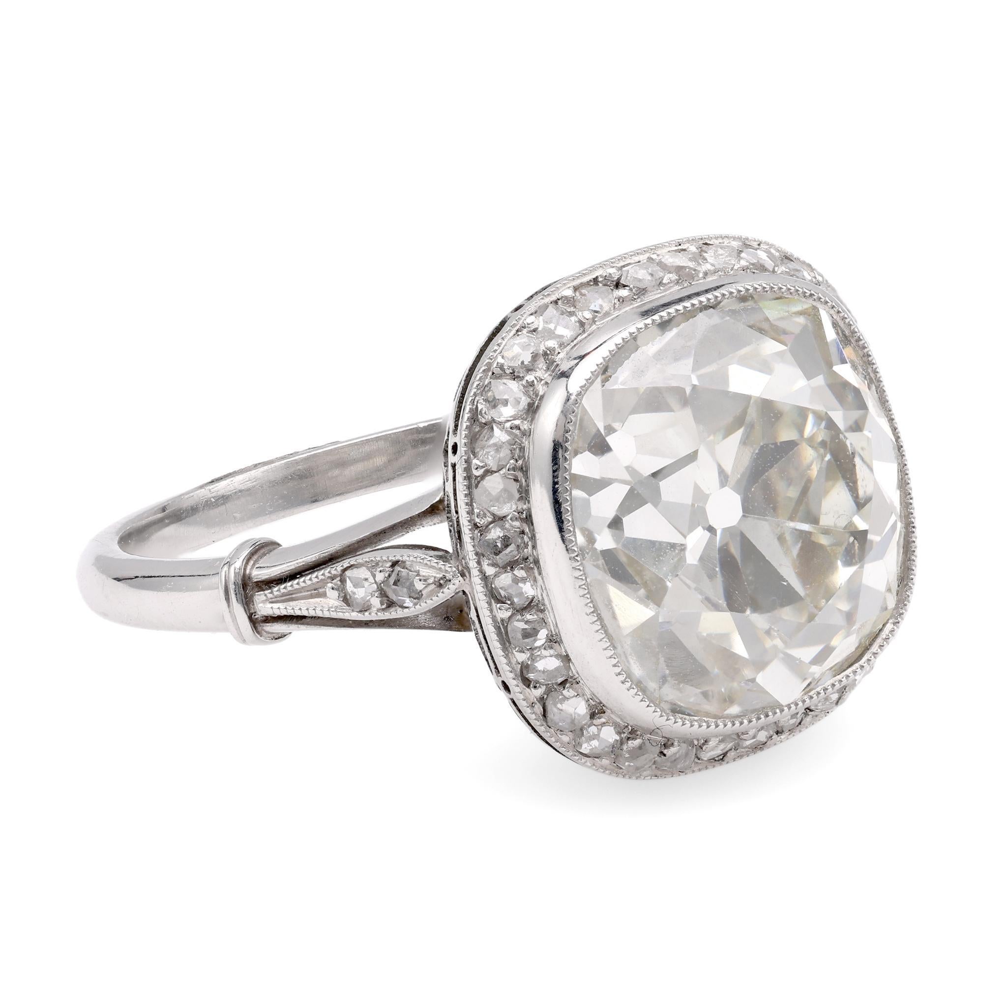 Art Deco Inspired 6 Carat Old Mine Cut Diamond Platinum Ring In Excellent Condition For Sale In Beverly Hills, CA