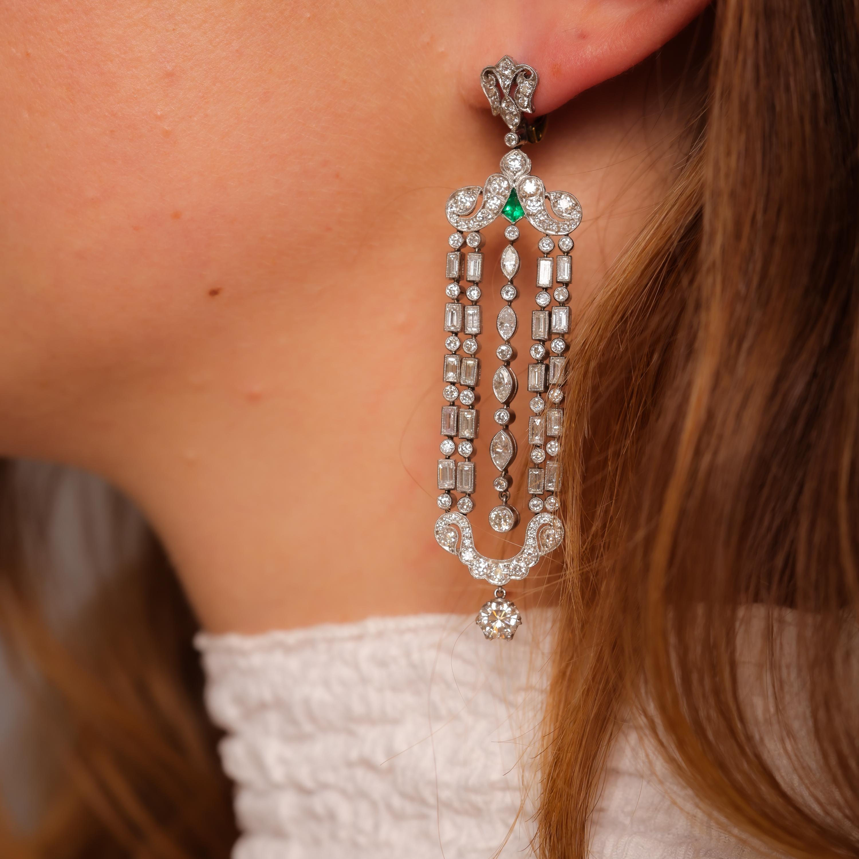 Brilliant Cut Art Deco inspired 9.2 carat diamond emerald platinum chandelier earrings For Sale