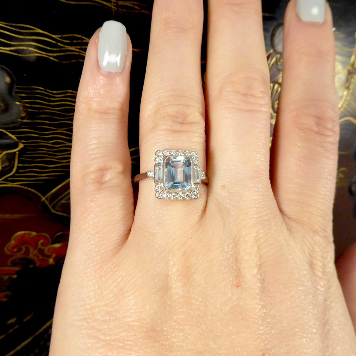 Art Deco Inspired Aquamarine and Diamond Cluster Ring in Platinum For Sale 3