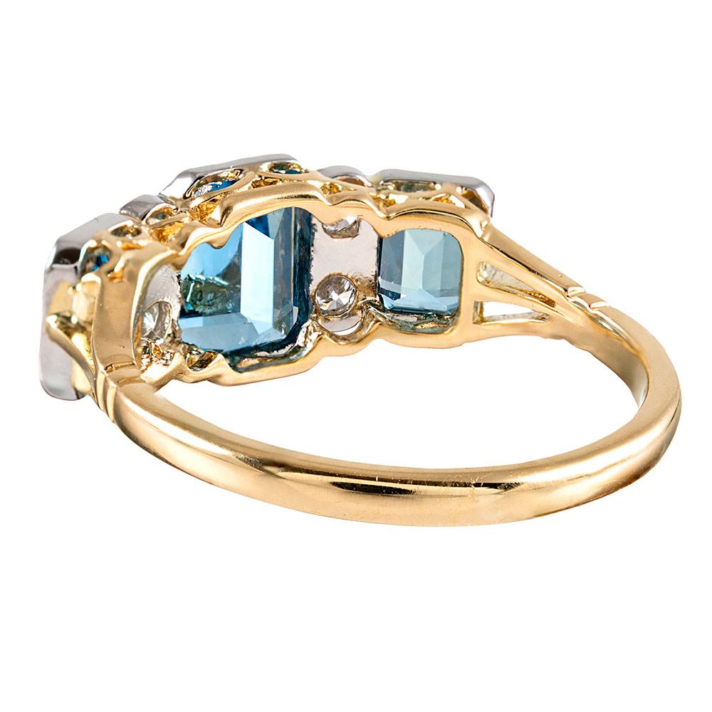 Art Deco Inspired Aquamarine and Diamond Ring In New Condition In Carmel-by-the-Sea, CA