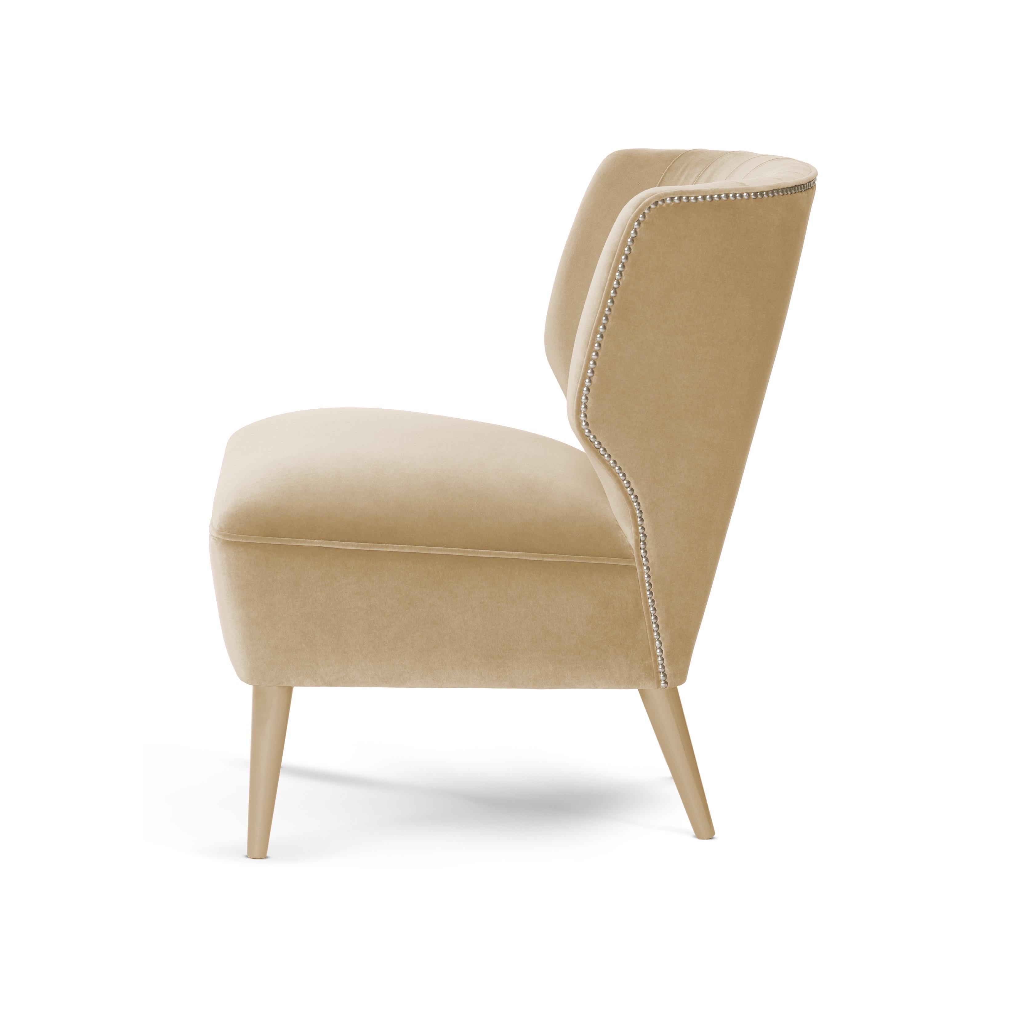 Art Deco Inspired Armchair w/ Seaming Details On The Back In New Condition For Sale In NEW YORK, NY