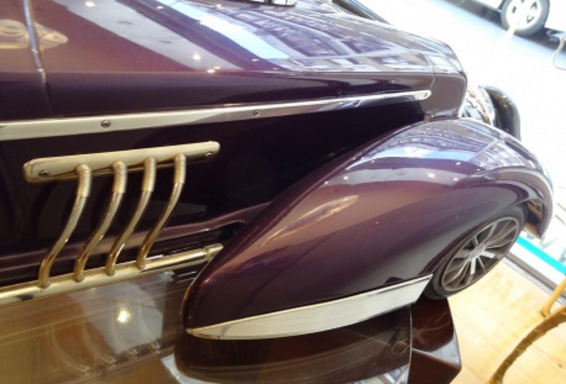 Art Deco Inspired Car, Designer: Marcelo Peña, 2014. Materials: wood and leather For Sale 8