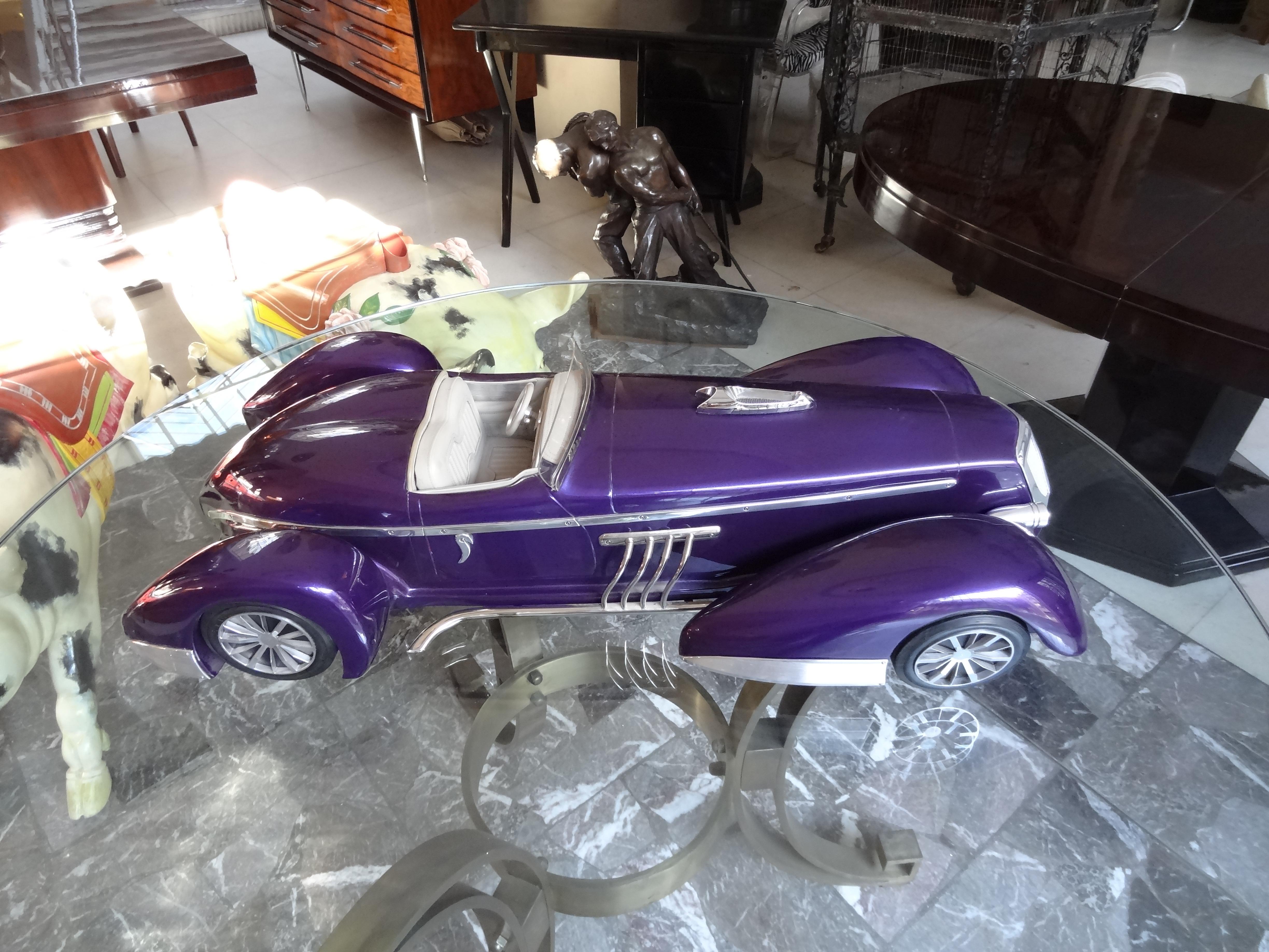 Incredible car: in solid wood. leather interiors

If you have any questions we are at your disposal.
Pushing the button that reads 'View All From Seller'. And you can see more objects to the style for sale.

Marcelo Peña

Marcelo Peña / Artiste: