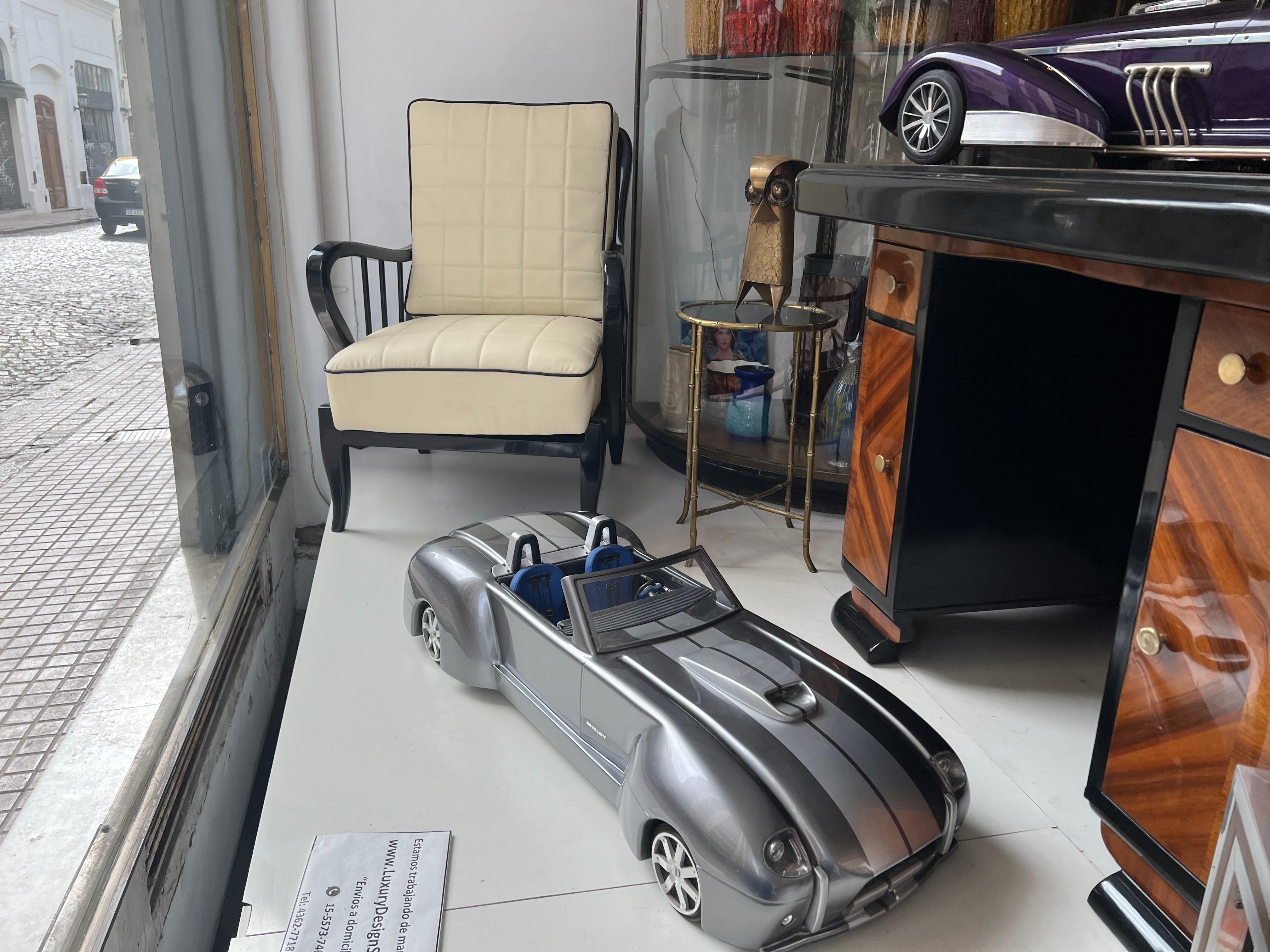Art Deco Inspired Car in Wood Designer: Marcelo Peña, 2013 For Sale 10