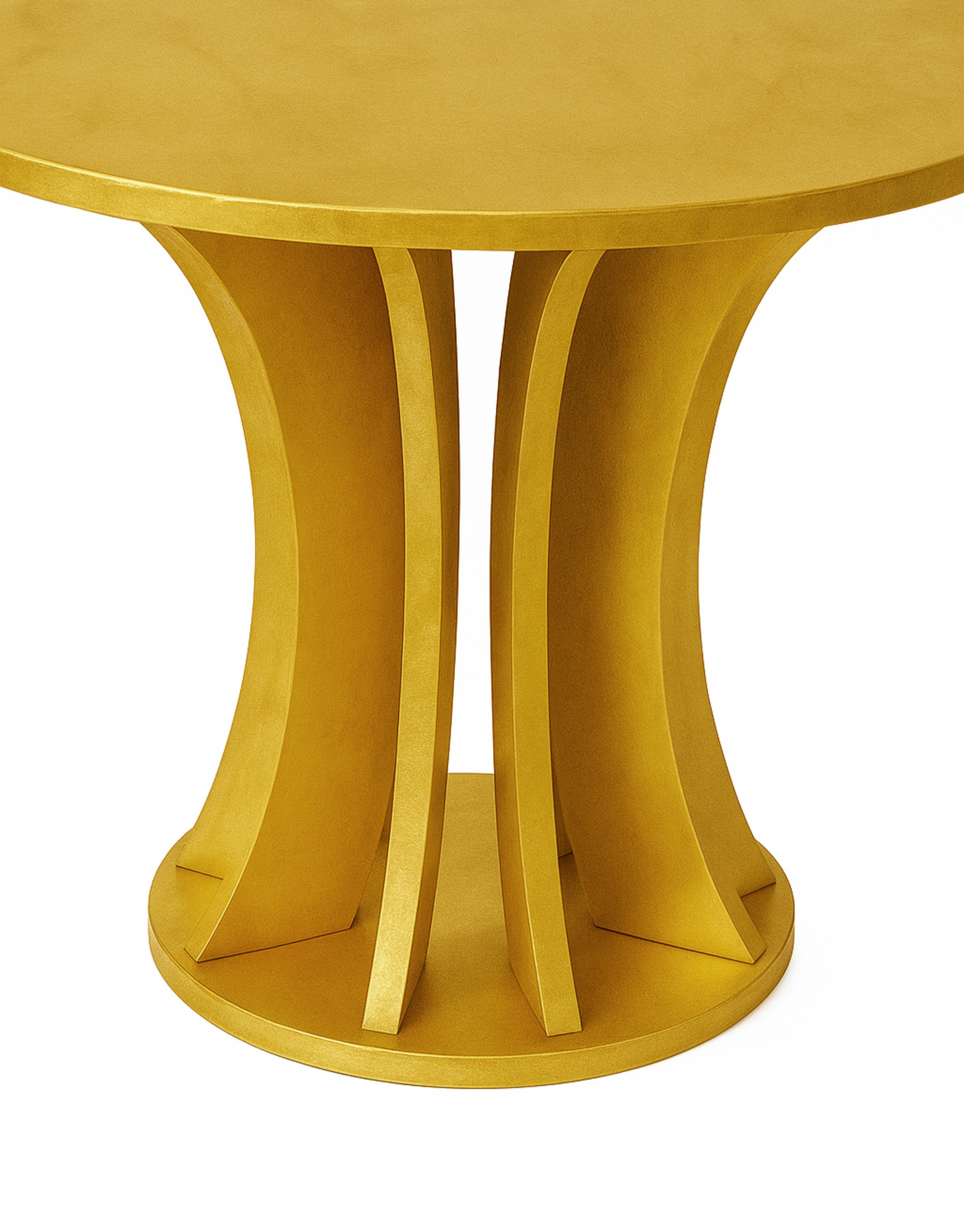 Guéridon circulaire doré d'inspiration Art Déco, 20e siècle Bon état - En vente à Lisbon, PT