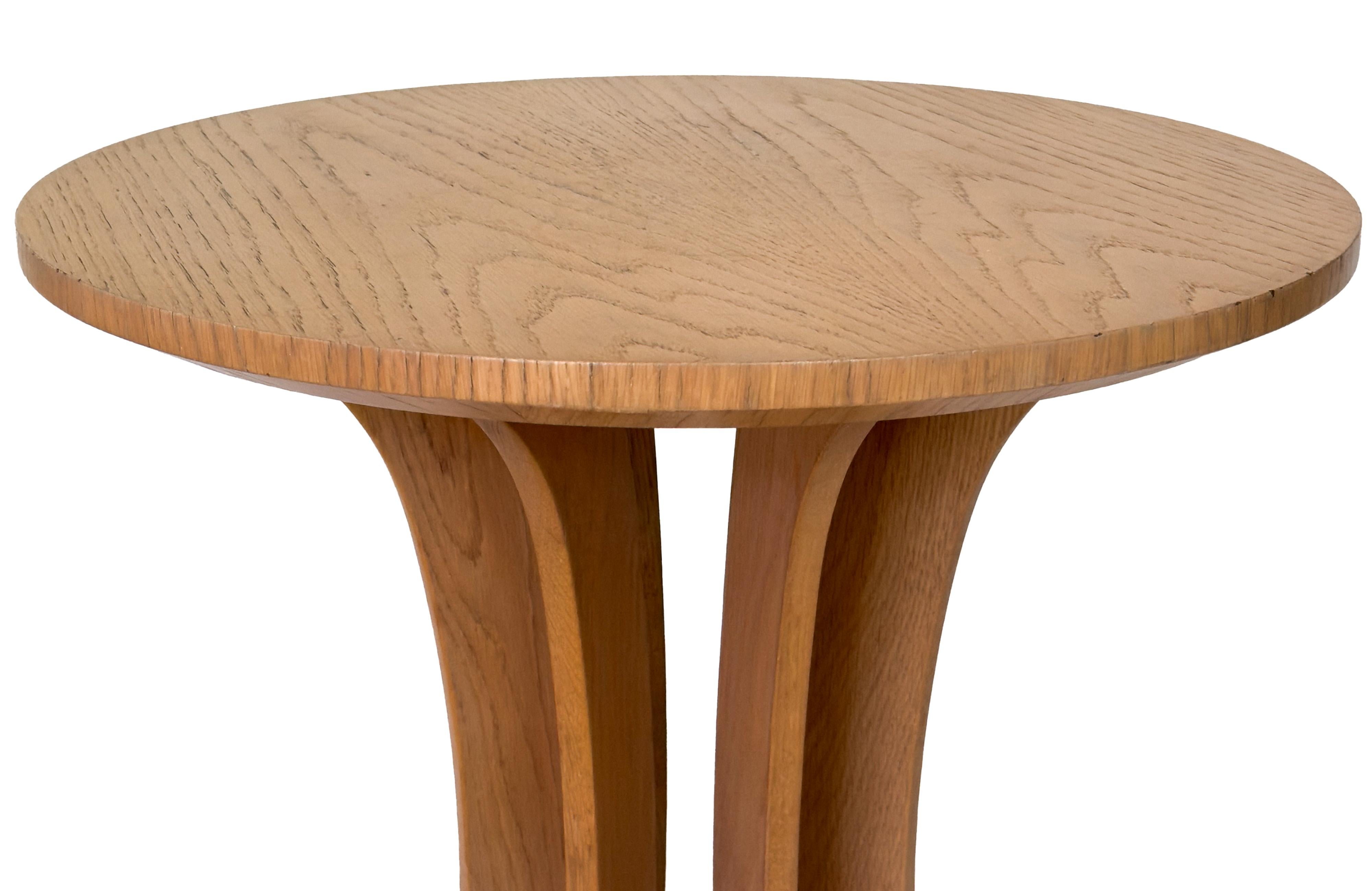 Art Deco Inspired Circular Pine Pedestal Table, 20th Century For Sale 4