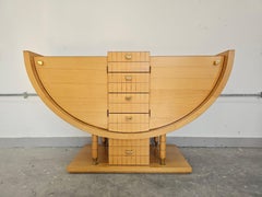 Commode di ispirazione Art Deco di Jean-Michel Wilmotte con forma semicircolare unica nel suo genere