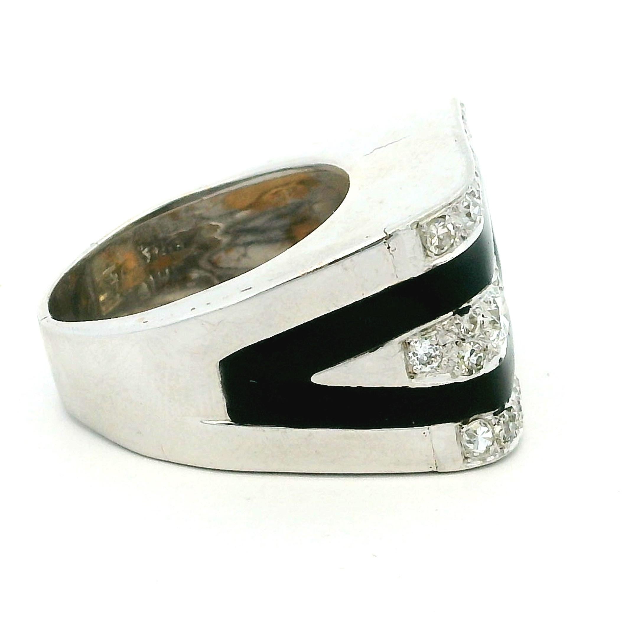 Bague en or blanc 18 carats inspirée de l'art déco, diamant et onyx noir, 3 carats en vente 7