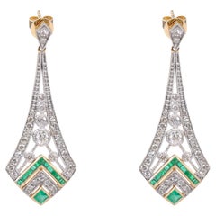 Boucles d'oreilles pendantes en or 14k avec diamants et émeraudes d'inspiration Art Déco