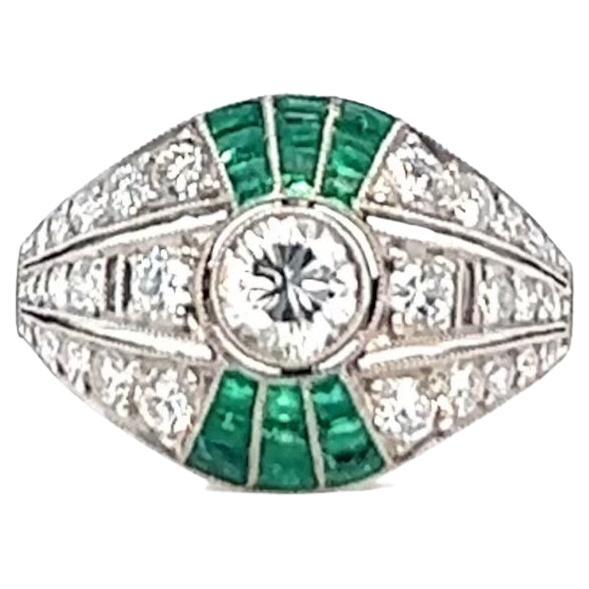 Filigraner, vom Art déco inspirierter Diamant-Smaragd-Platin-Ring im Angebot
