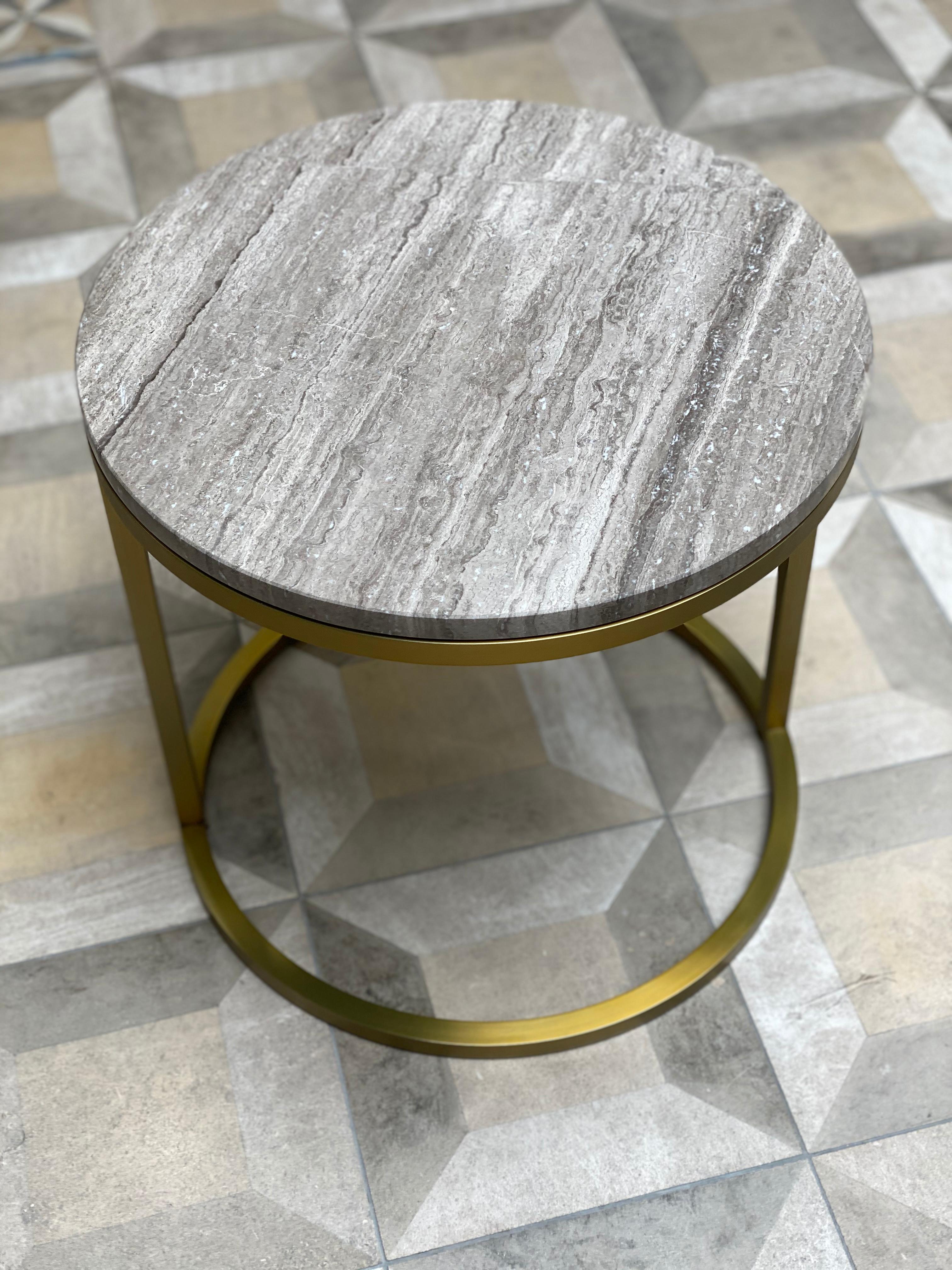 Designing small pieces of luxury furniture that are suitable for smaller homes is crucial in maximizing both functionality and aesthetics in limited spaces. The Diana round coffee table is a perfect example of this philosophy, featuring a compact