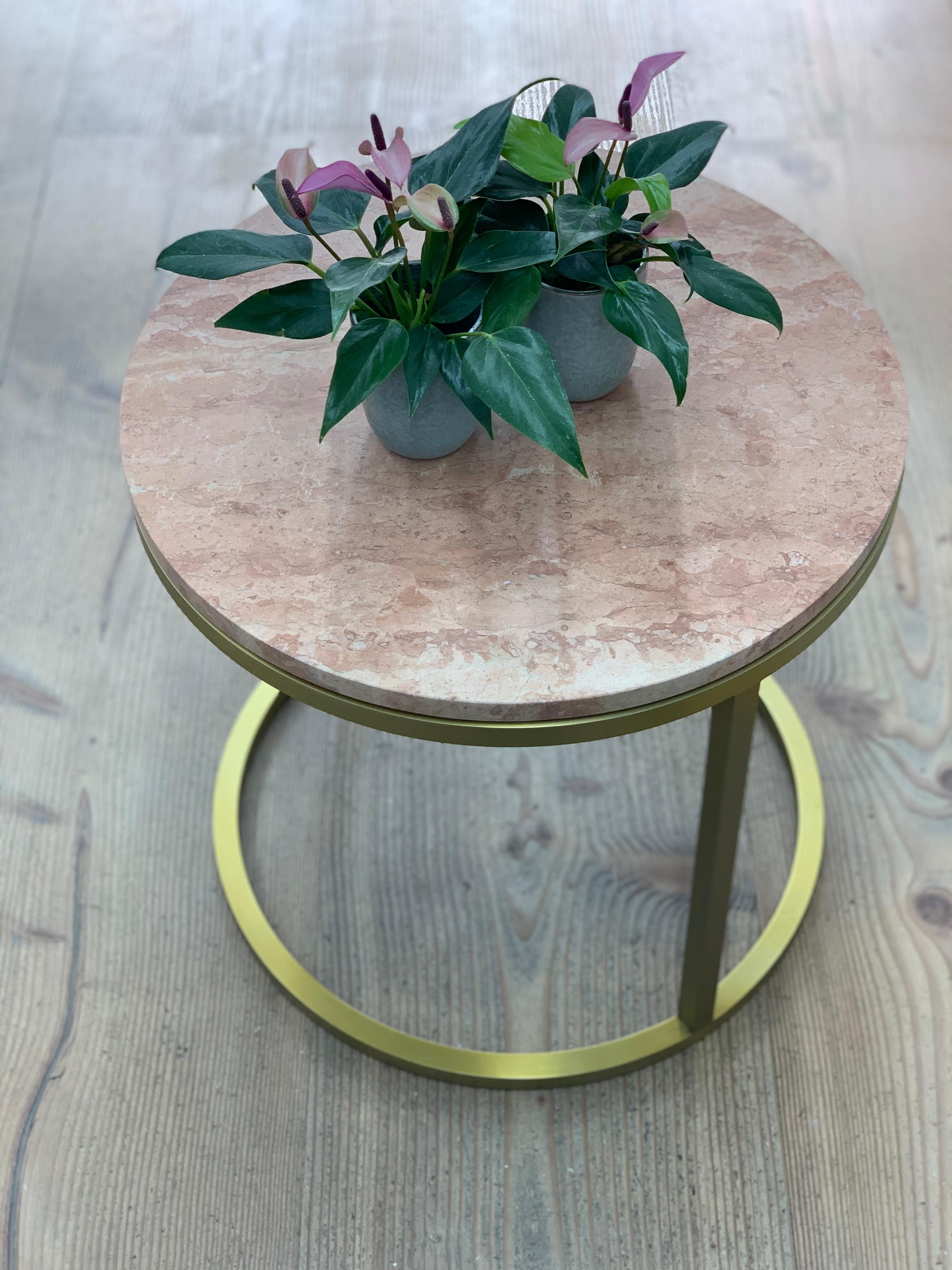 Plated Art Deco Inspired Diana Round Coffee Table in Brass Tinted and Pink For Sale