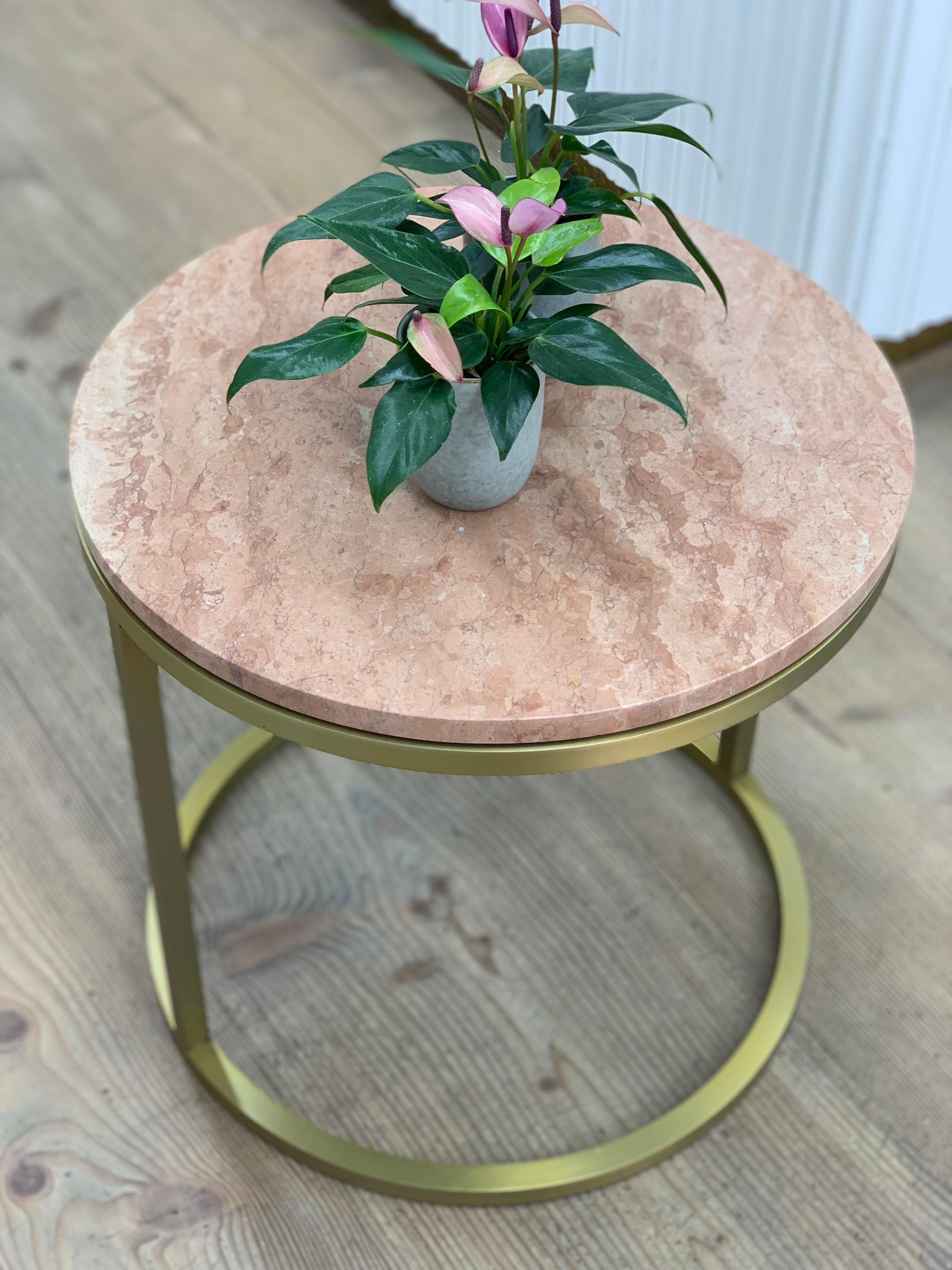 Contemporary Art Deco Inspired Diana Round Coffee Table in Brass Tinted and Pink For Sale