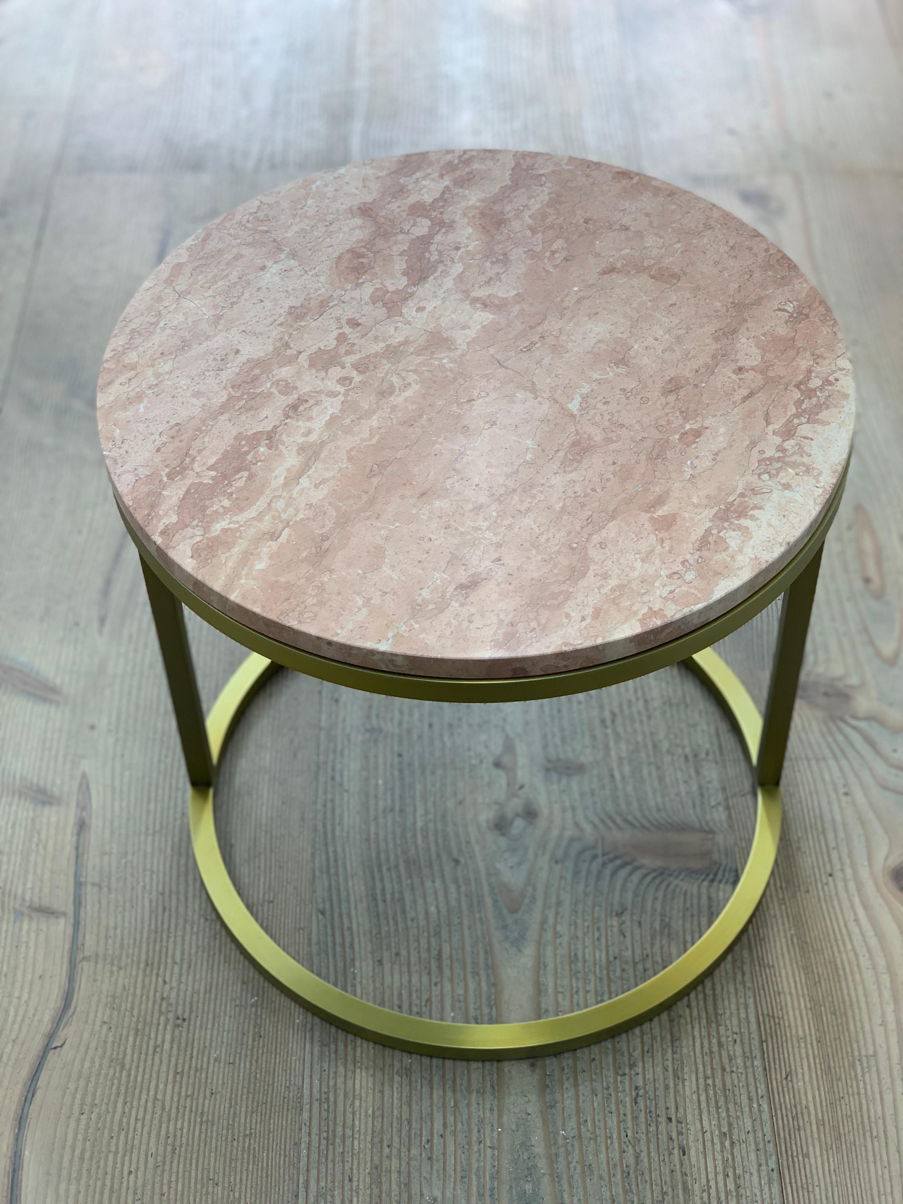 Art Deco Inspired Diana Round Coffee Table in Brass Tinted and Pink For Sale 1