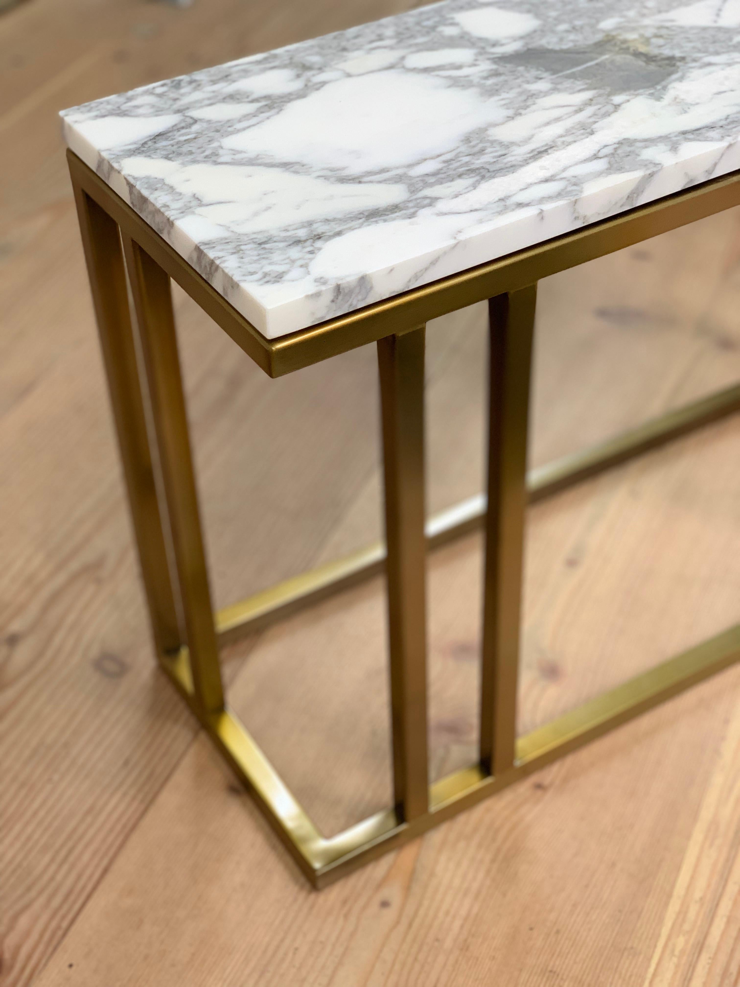 Art Deco Inspired Elio Slim Side Table Antique Brass Tint and Marble For Sale 4