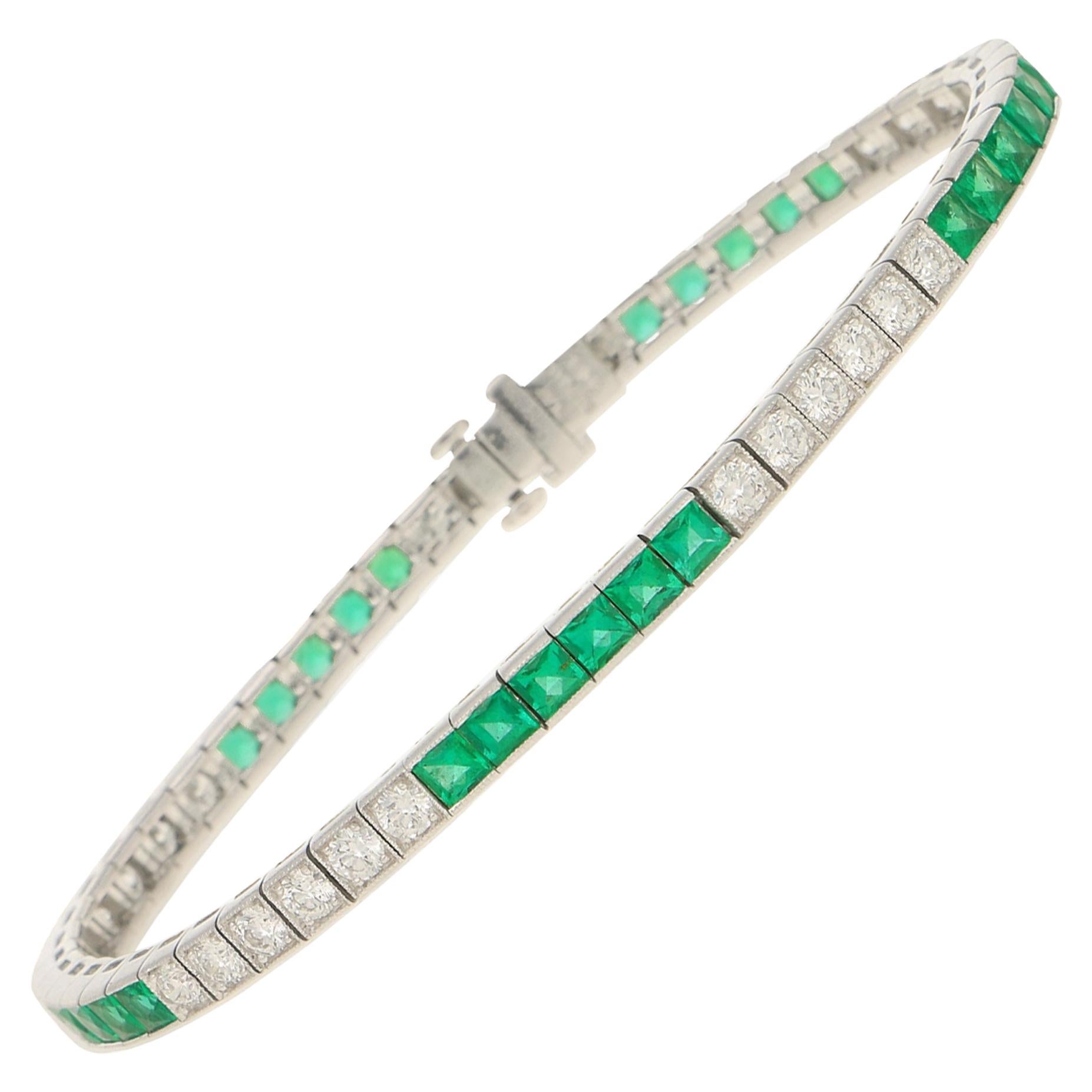 Art Deco Inspired Emerald and Diamond Line / Tennis Bracelet in Platinum