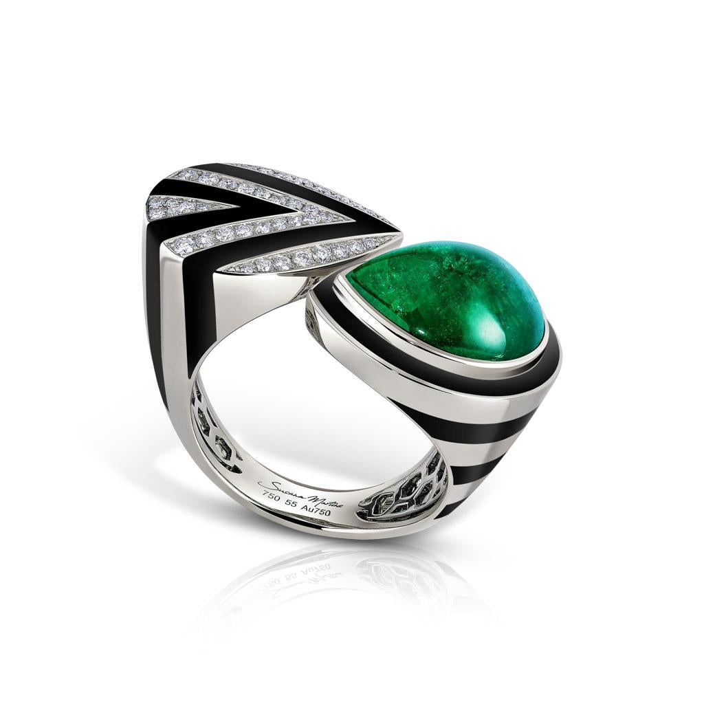 Women's or Men's Art Deco Inspired Emerald Ring For Sale