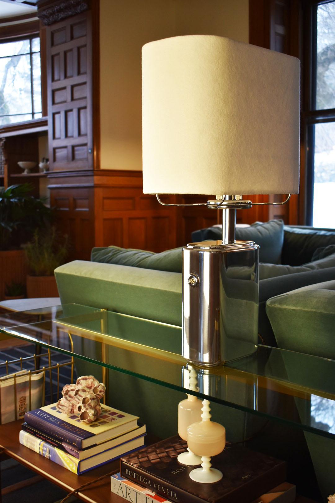 Lámpara Imperio de inspiración Art Decó de Daughter Manufacturing - Aluminio pulido en venta 5