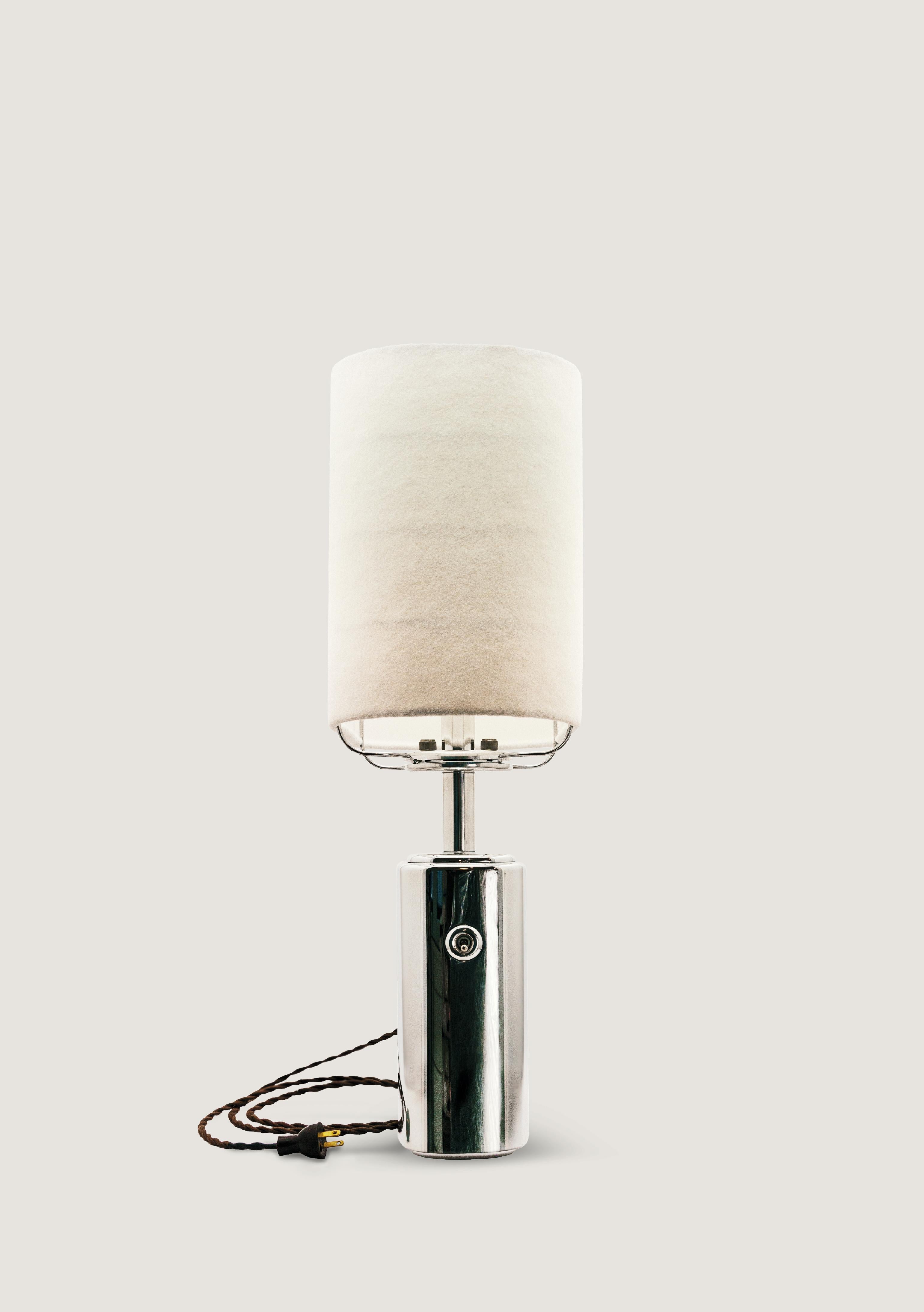 Lámpara Imperio de inspiración Art Decó de Daughter Manufacturing - Aluminio pulido en venta 1