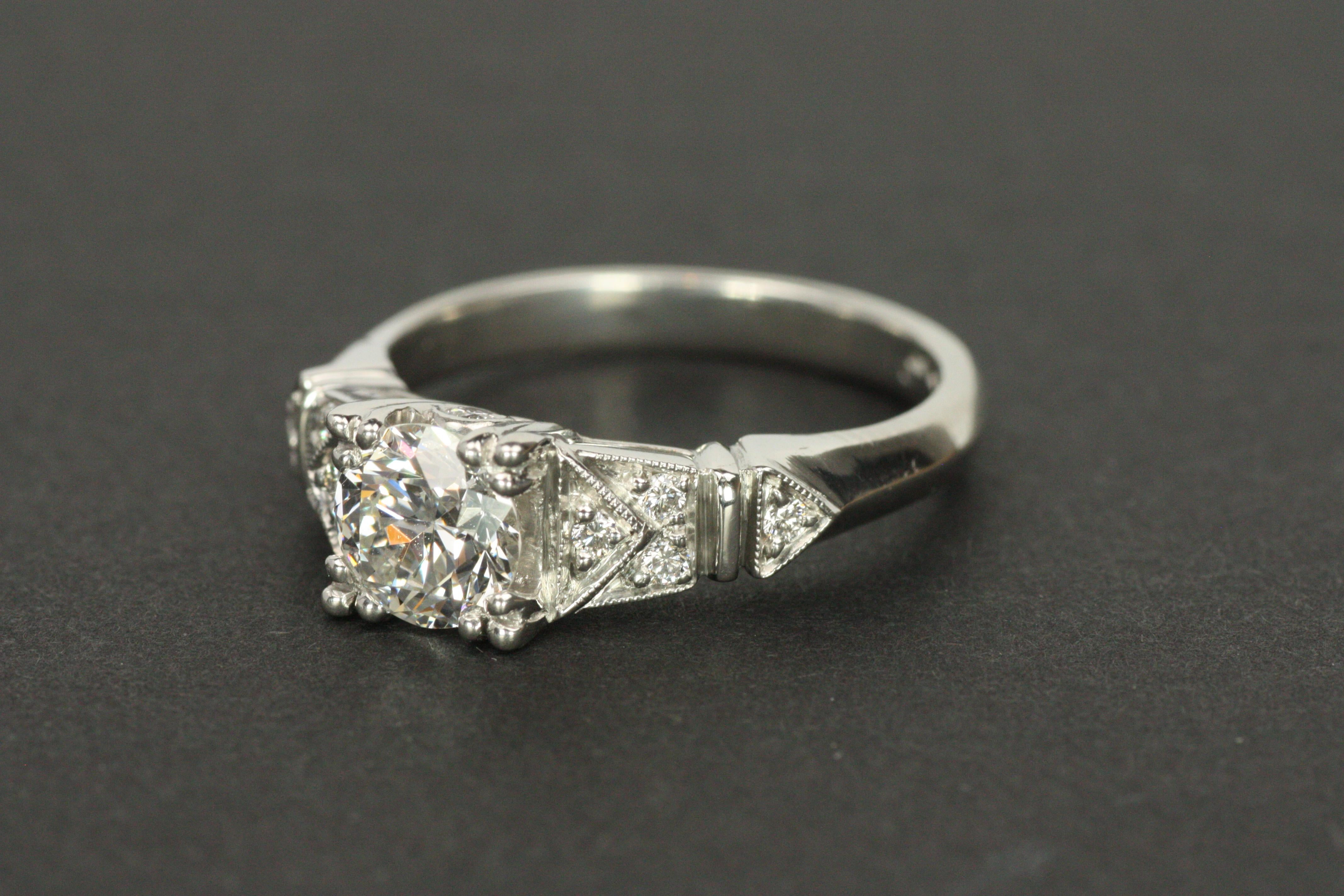 Art Deco Stil Verlobungsring - 0.98ct Runde Diamanten Platin von Bracken Damen im Angebot