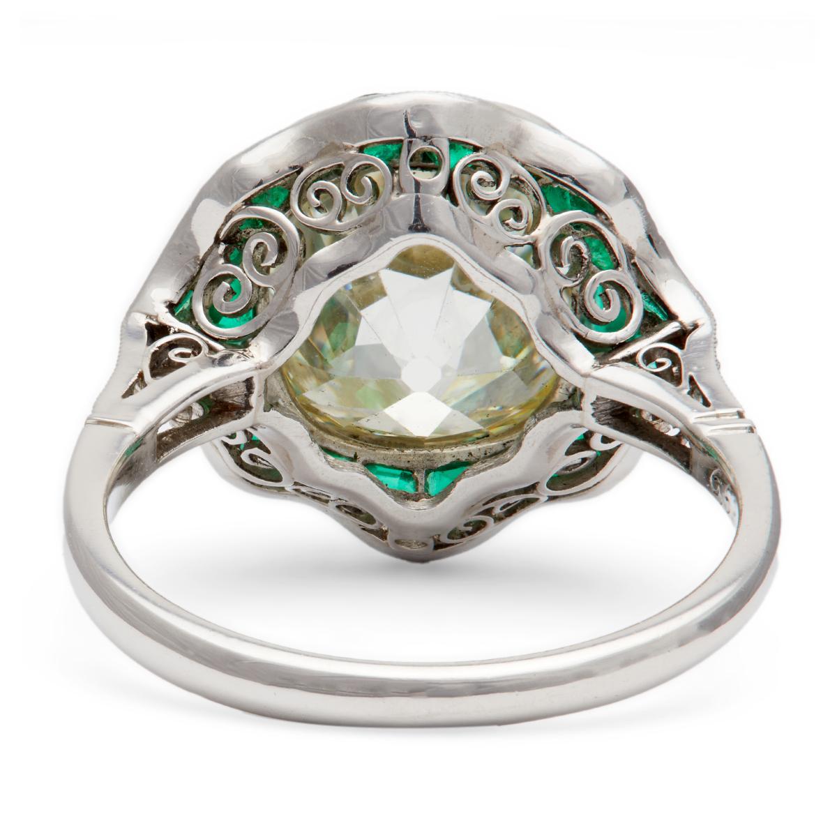 Art Deco Inspired GIA 6.62 Carats Old Mine Cut Diamond Emerald Platinum Ring In New Condition In Beverly Hills, CA