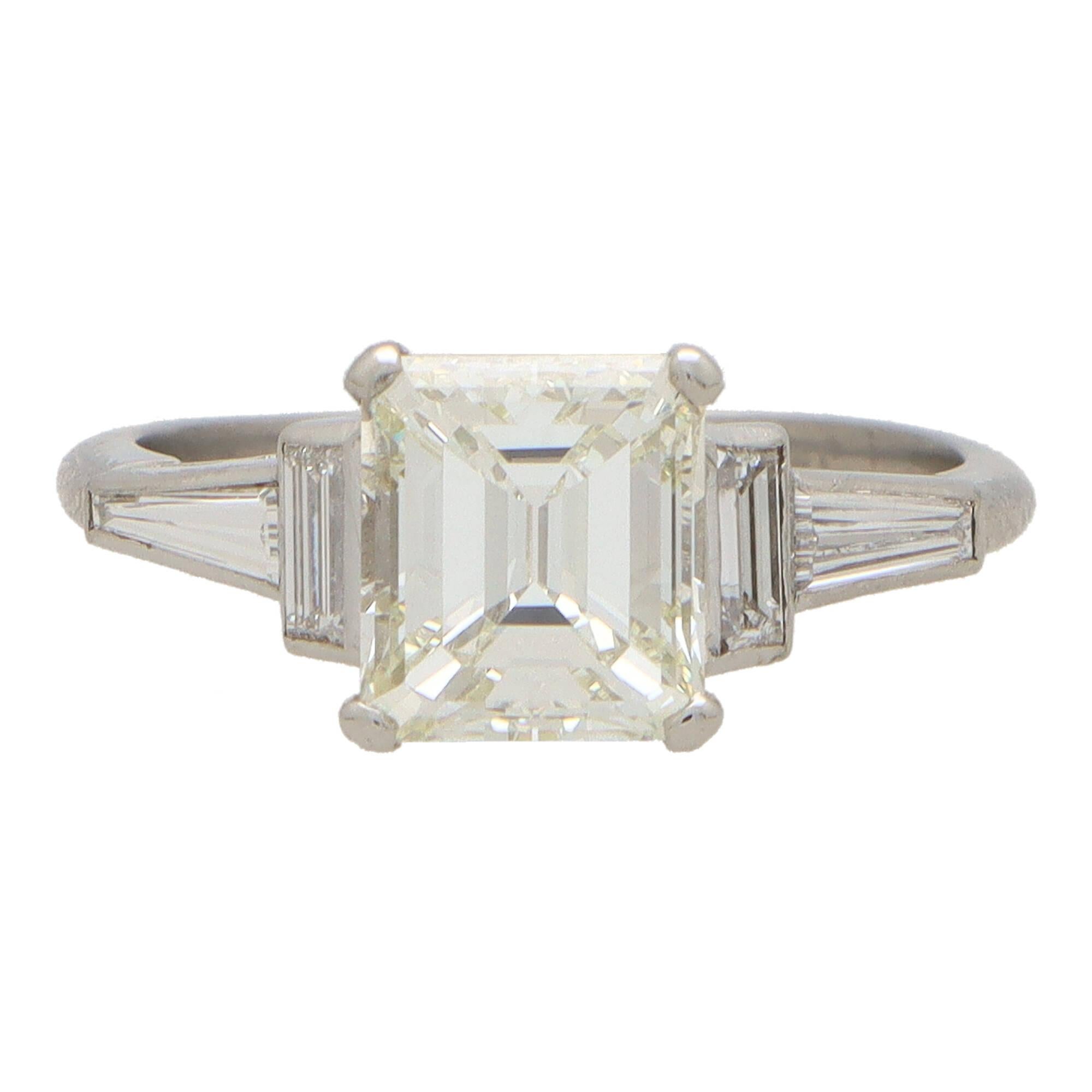Art Deco Inspired GIA Certified Emerald Cut Diamond Ring in Platinum In Excellent Condition For Sale In London, GB