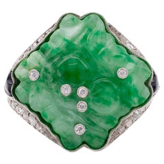 Platinring aus Jade, Diamant und Onyx, Art déco-inspiriert