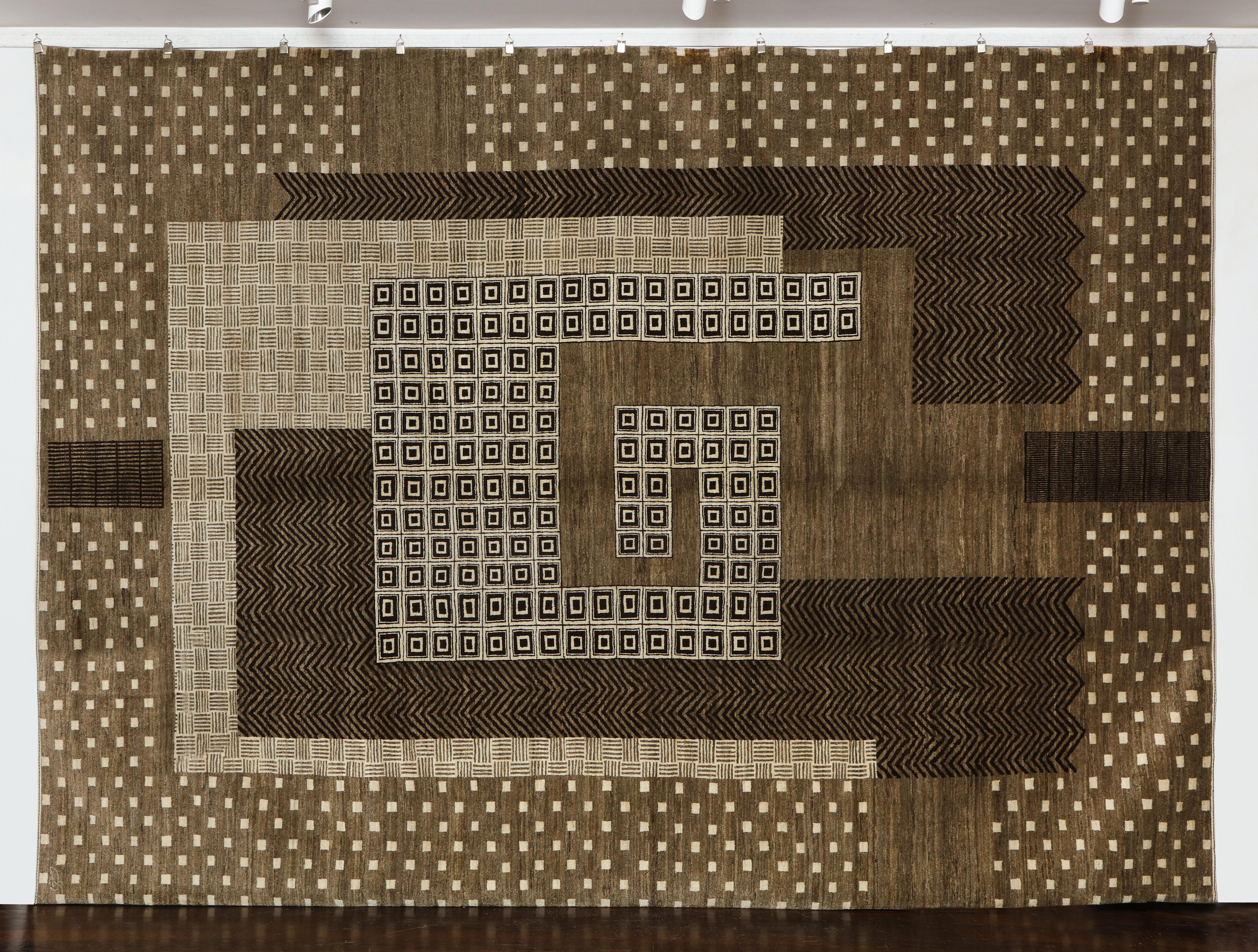 Art Deco-inspirierter Labyrinth-Perserteppich aus Wolle in Taupe, Creme & Brown, 9 x 12 im Angebot 3